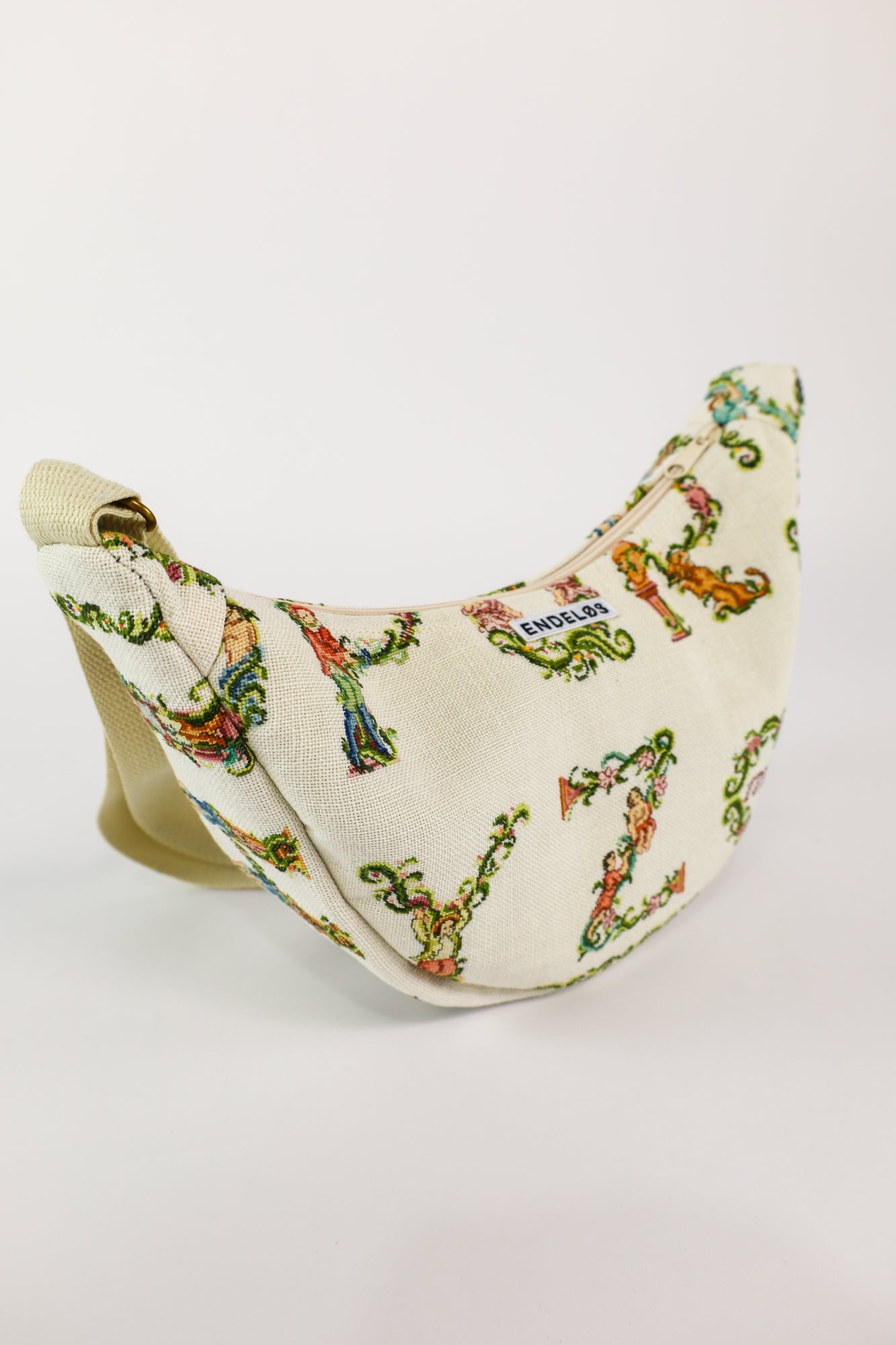 crossbody - ABC