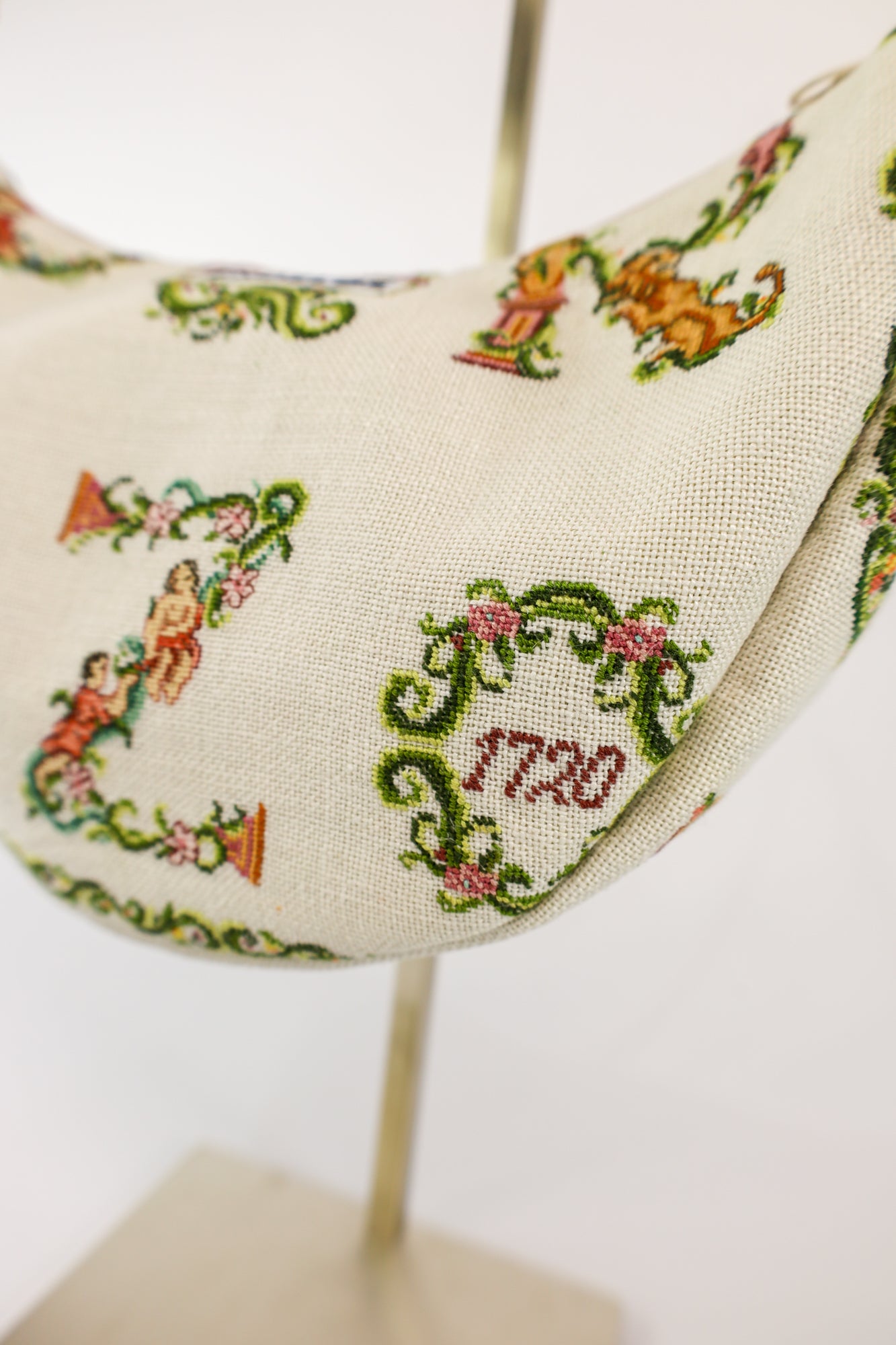 crossbody - ABC