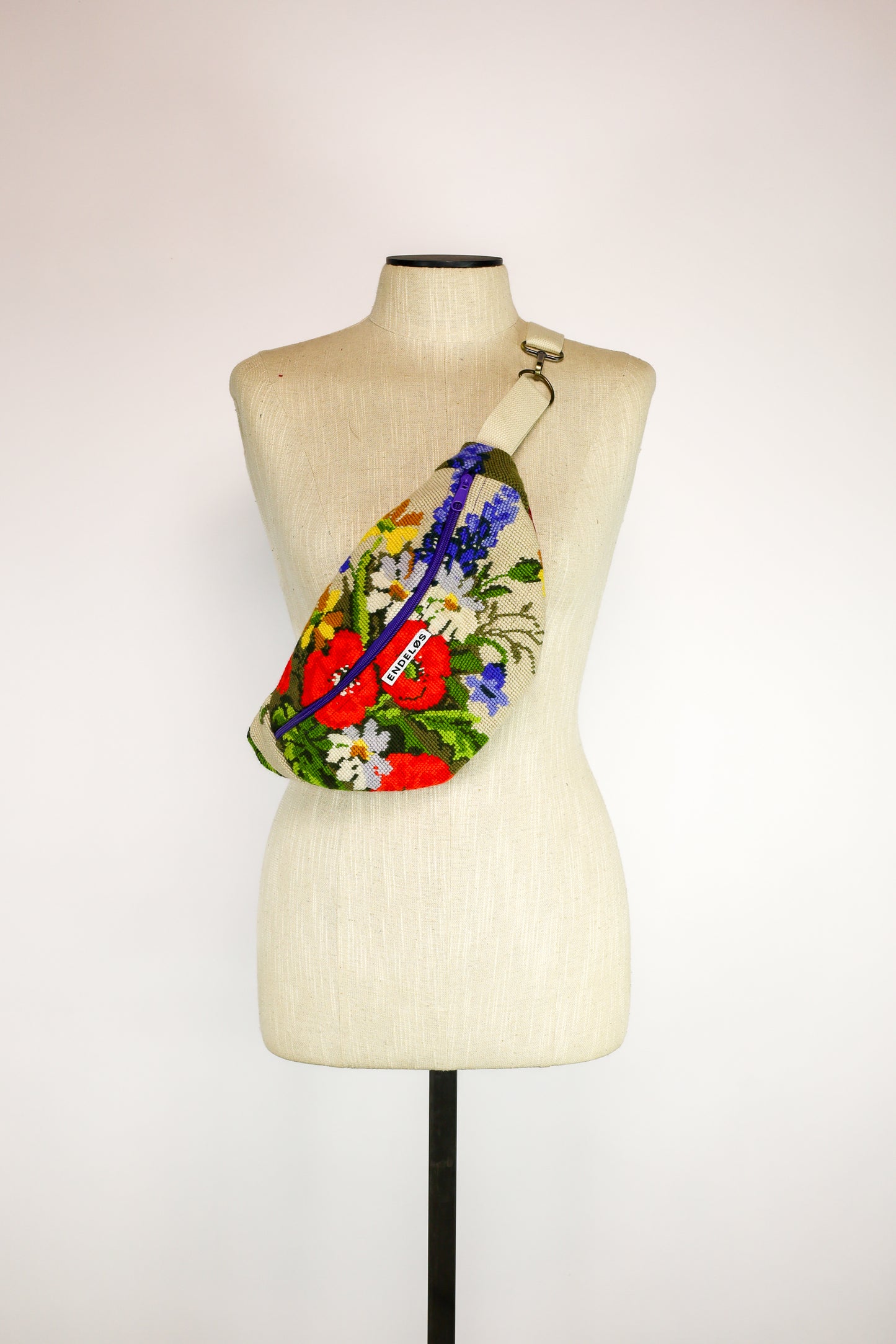 fanny pack - victoria