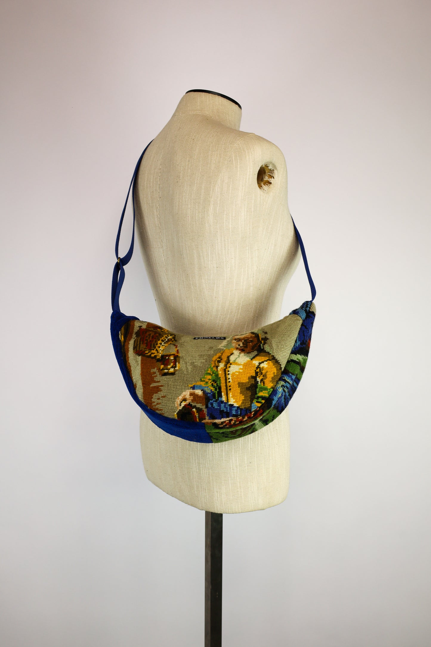 crossbody M - nr. 55 het melkmeisje