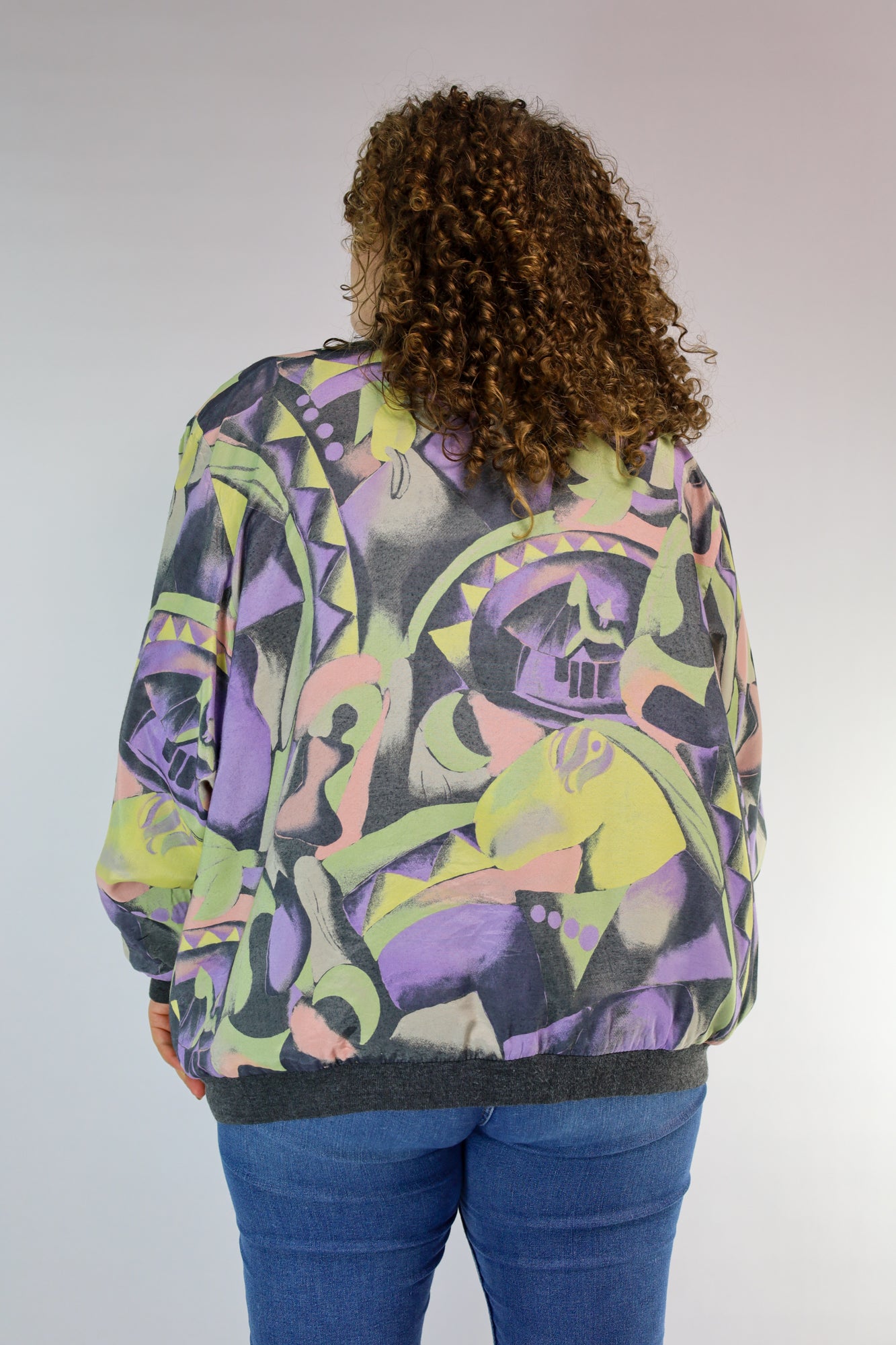 Achterkant van gevoerd bomberjack, ideaal voor een oversized look