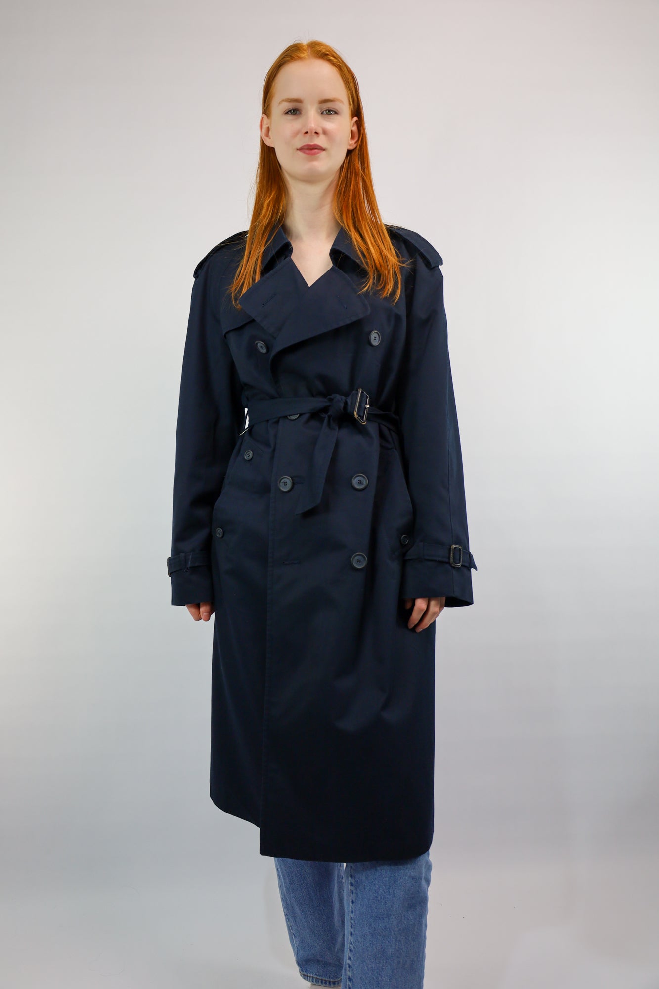 Vintage donkerblauwe trenchcoat met epauletten en ceintuur, double breasted