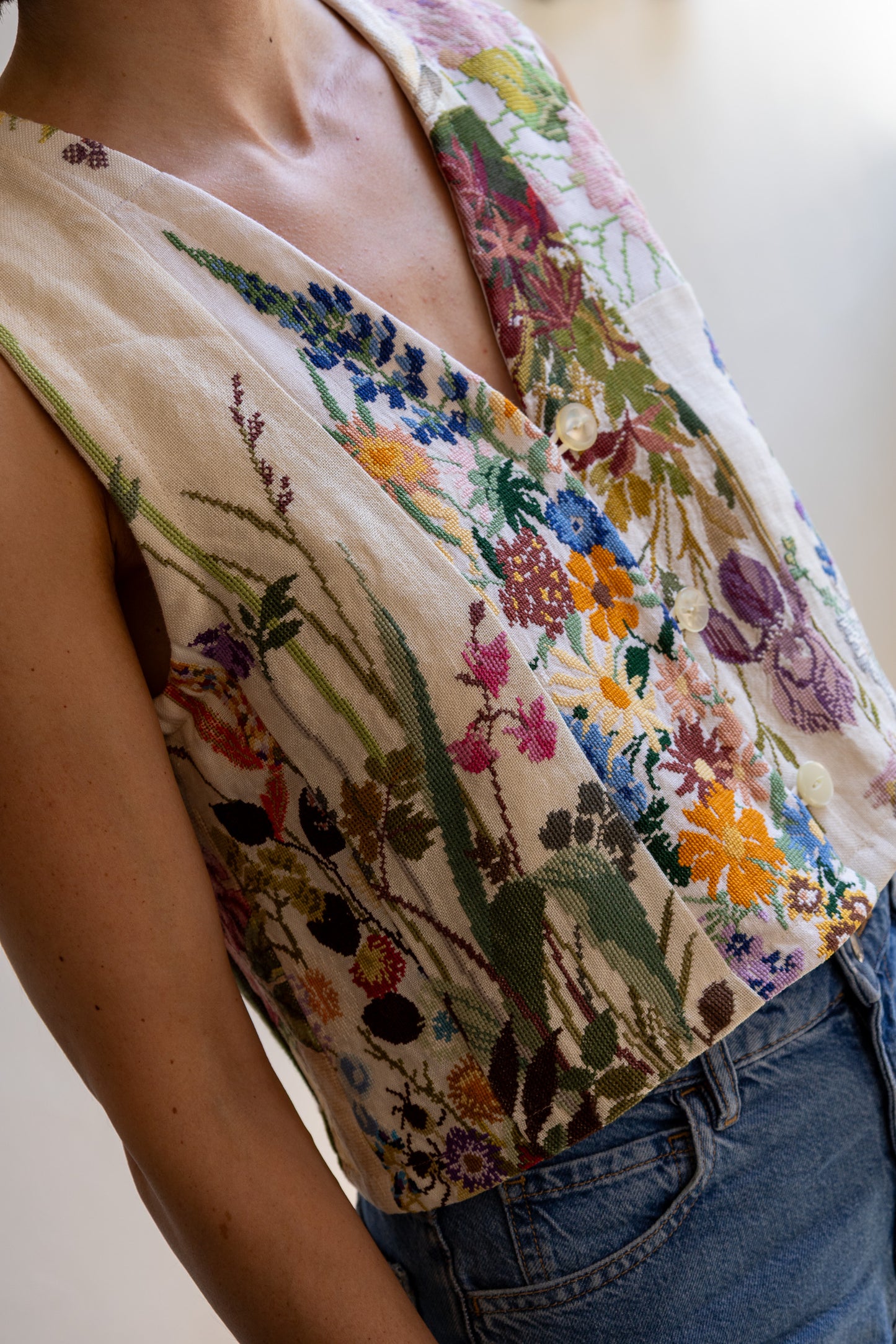 geborduurd gilet - bloemen -S/M