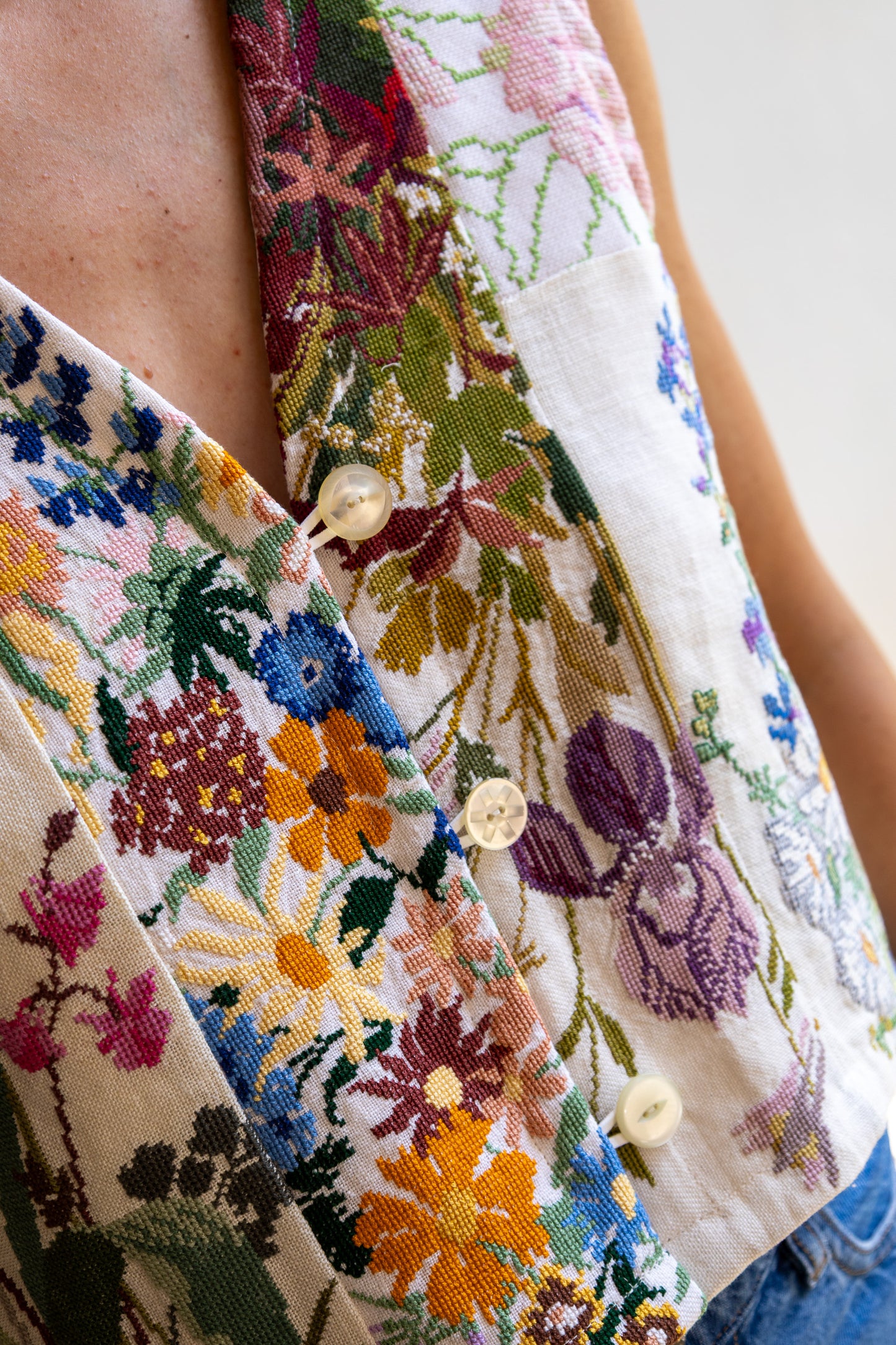geborduurd gilet - bloemen -S/M