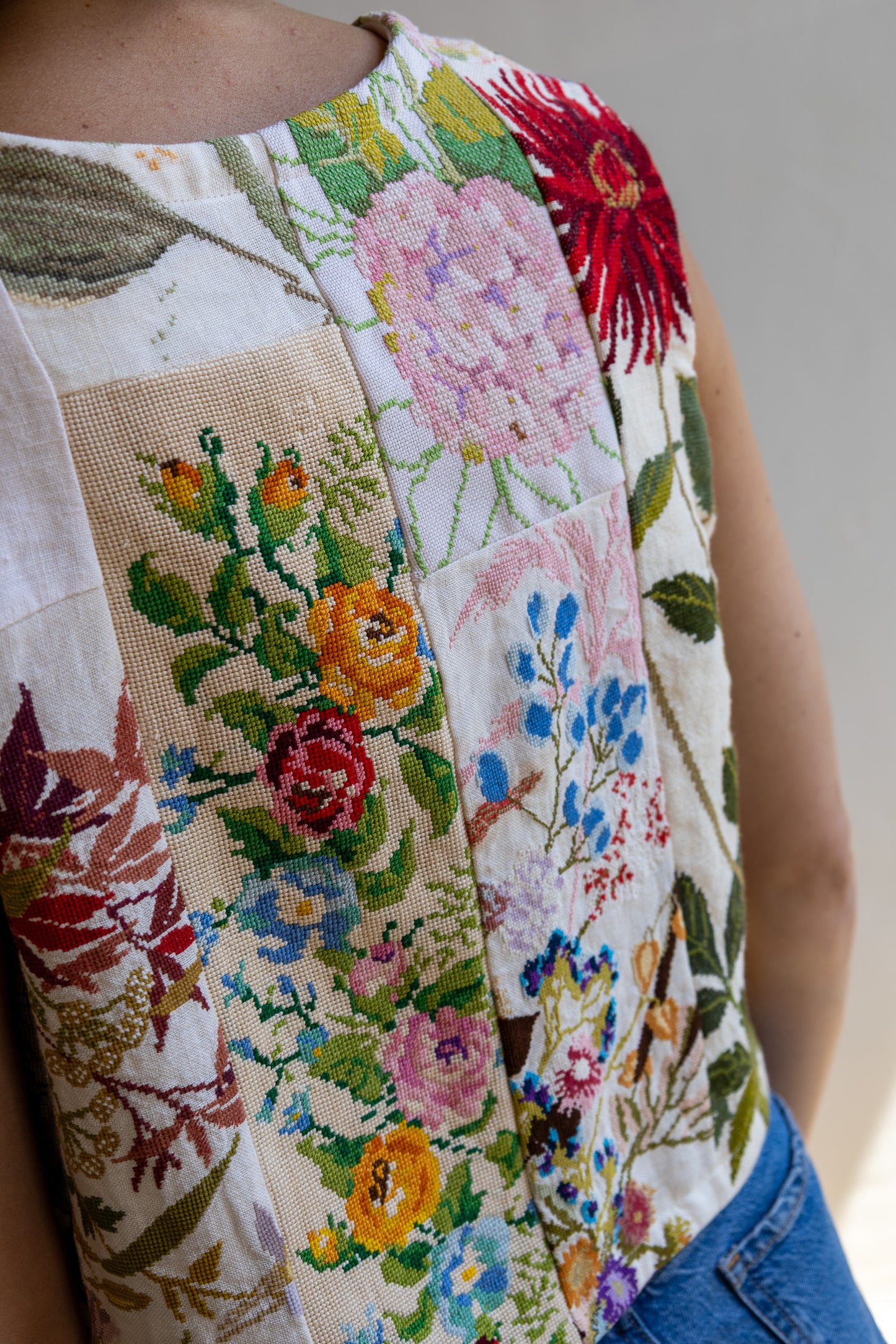 geborduurd gilet - bloemen -S/M