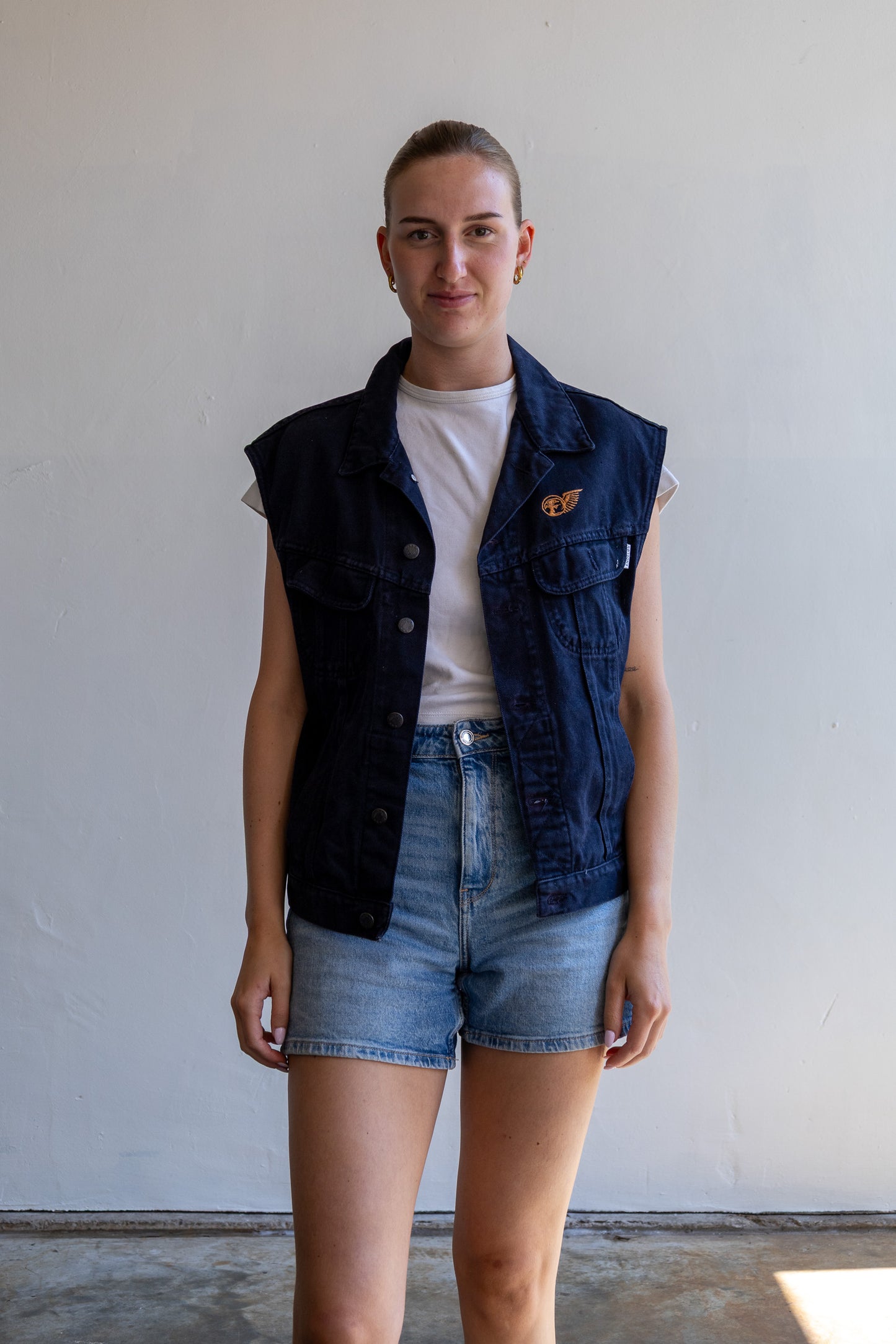 Remade gilet met borduurwerk - Zonnebloem - S/M