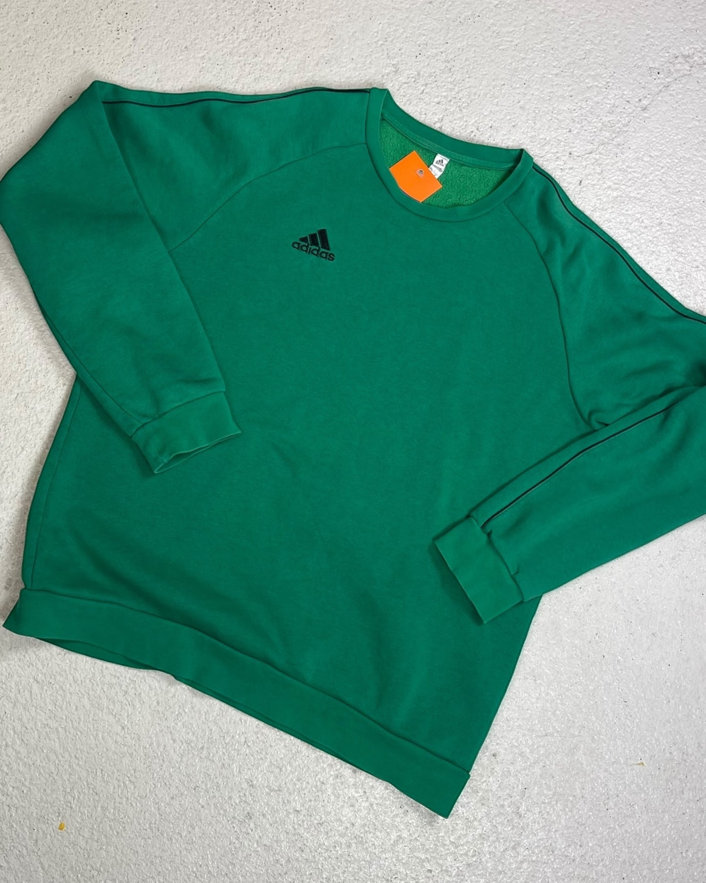 adidas sweater - XL