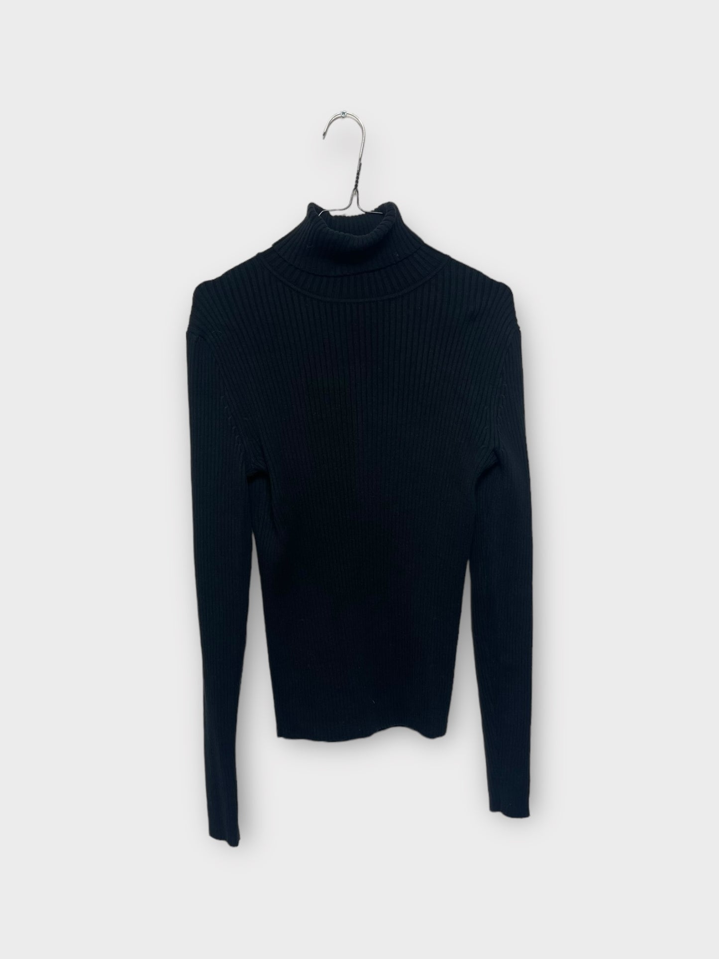 vita black turtleneck - M