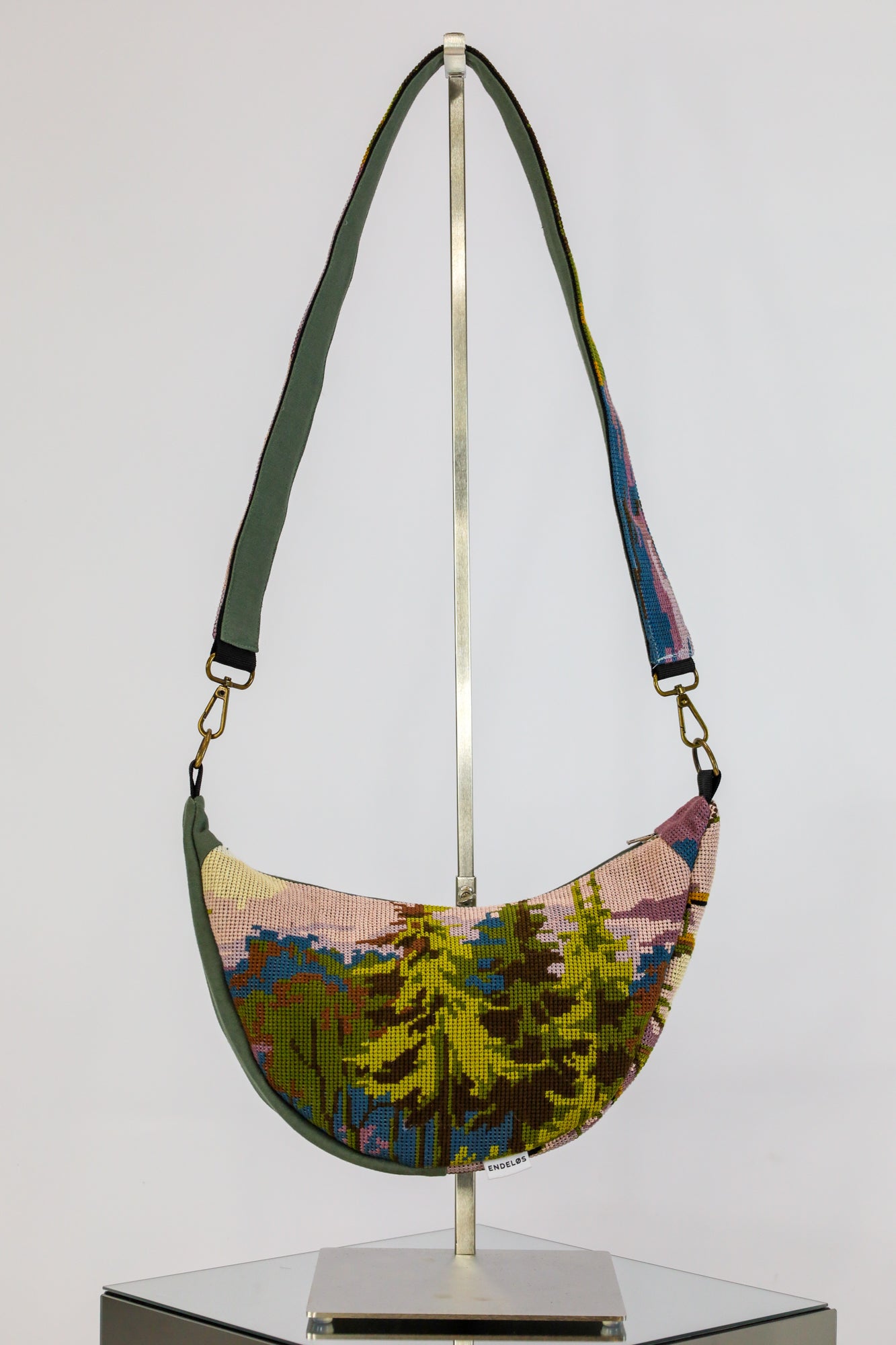 crossbody bag - purple field