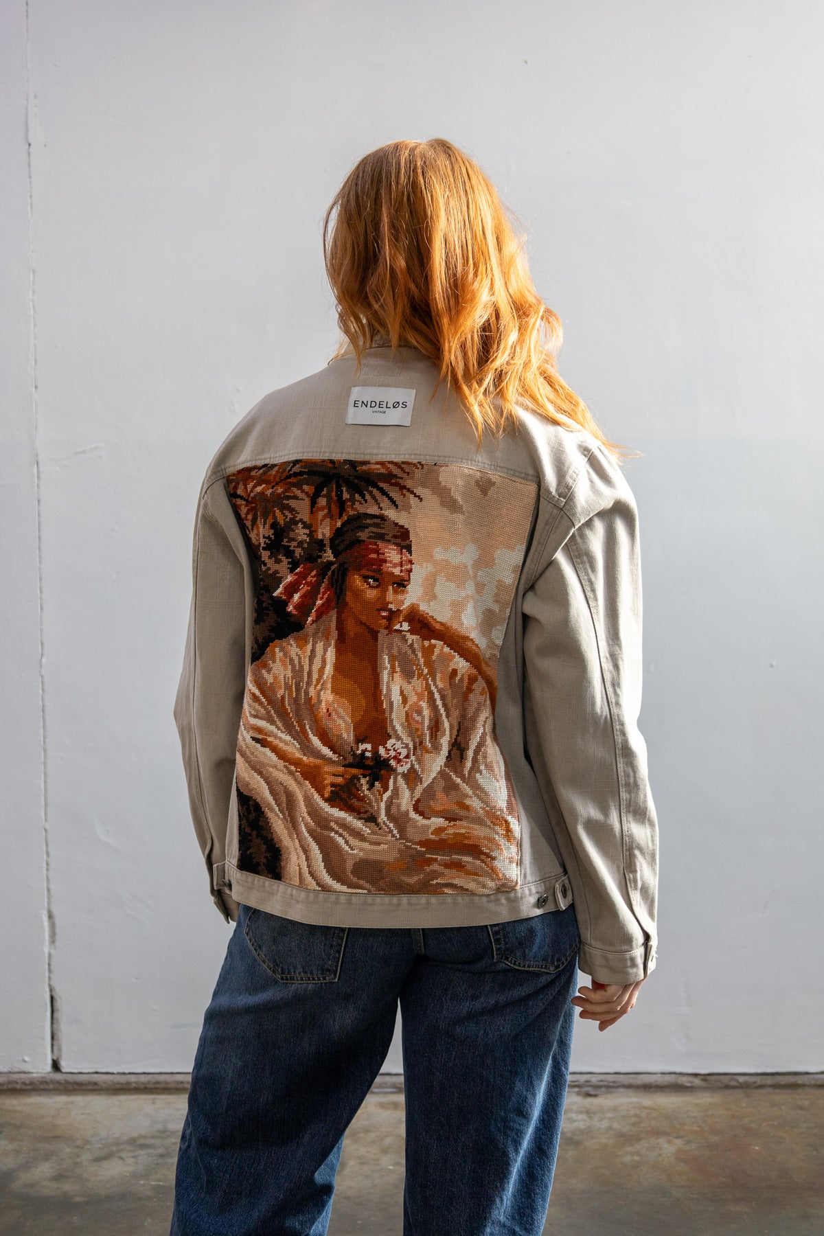 Remade jacket met borduurwerk - my lady - L