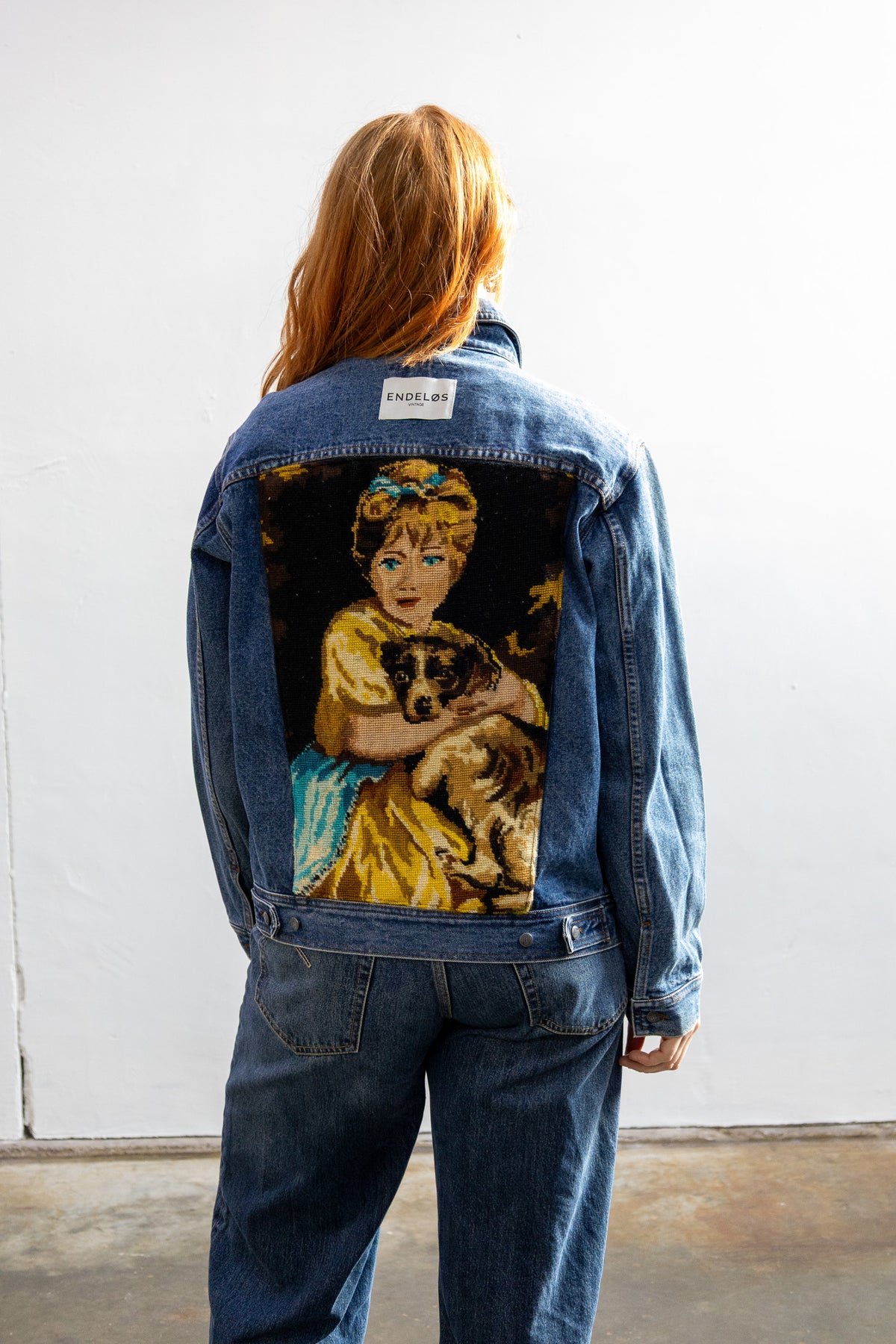Remade jacket met borduurwerk - meisje met hond - L