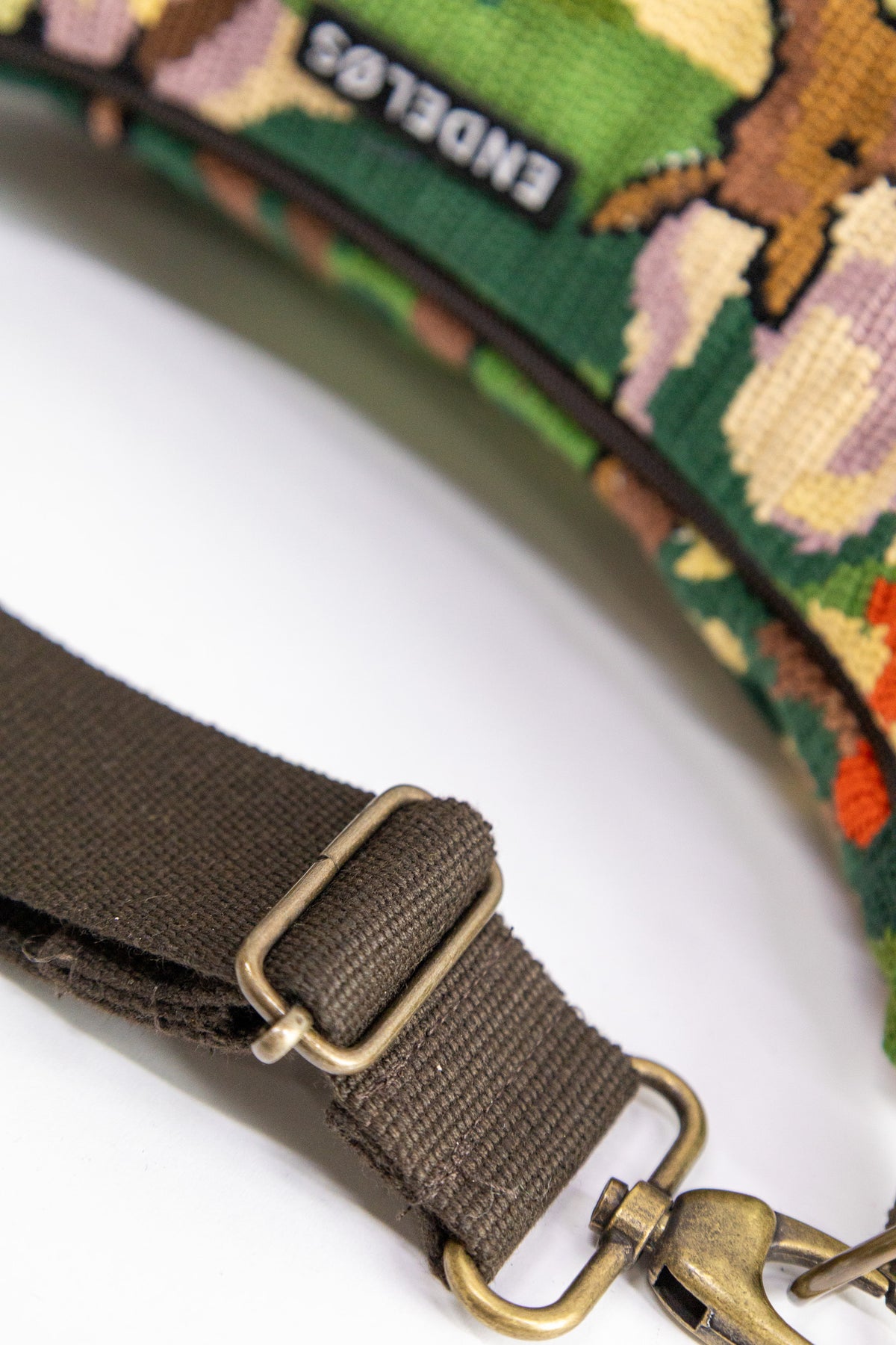 Lola bag M – tas van vintage borduurwerk - 2631
