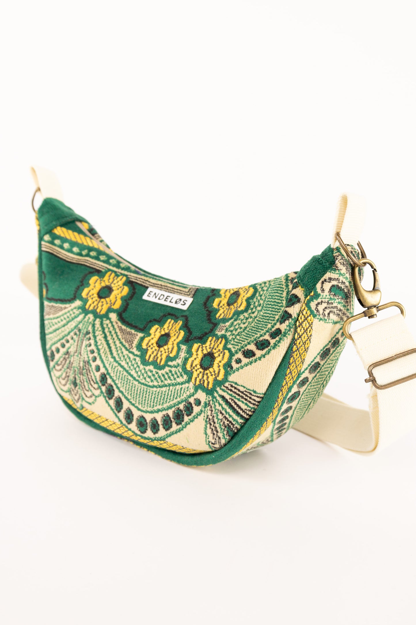 Lola bag M – tas van vintage tapijt - nr. 105