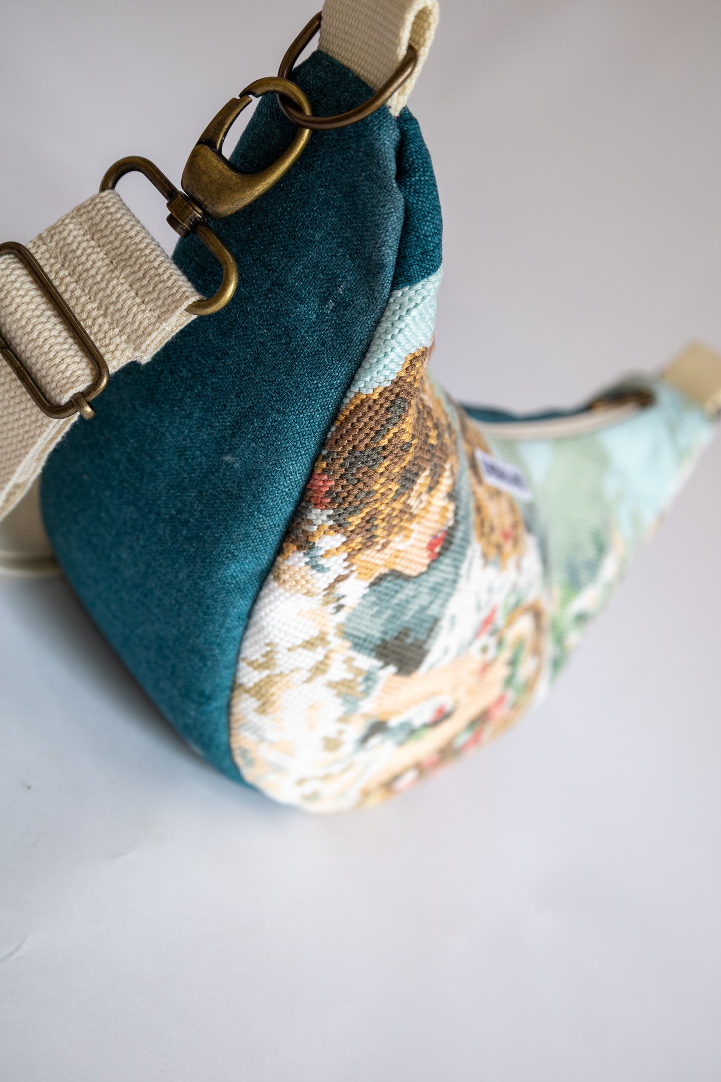 Lola bag M – tas van vintage borduurwerk - 2605