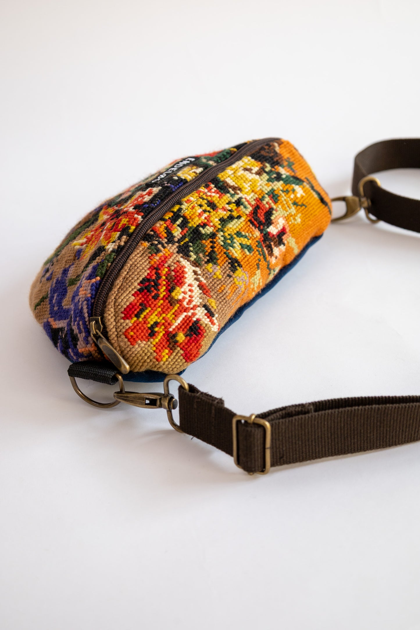 Zoe bag – tas van vintage borduurwerk - 2612