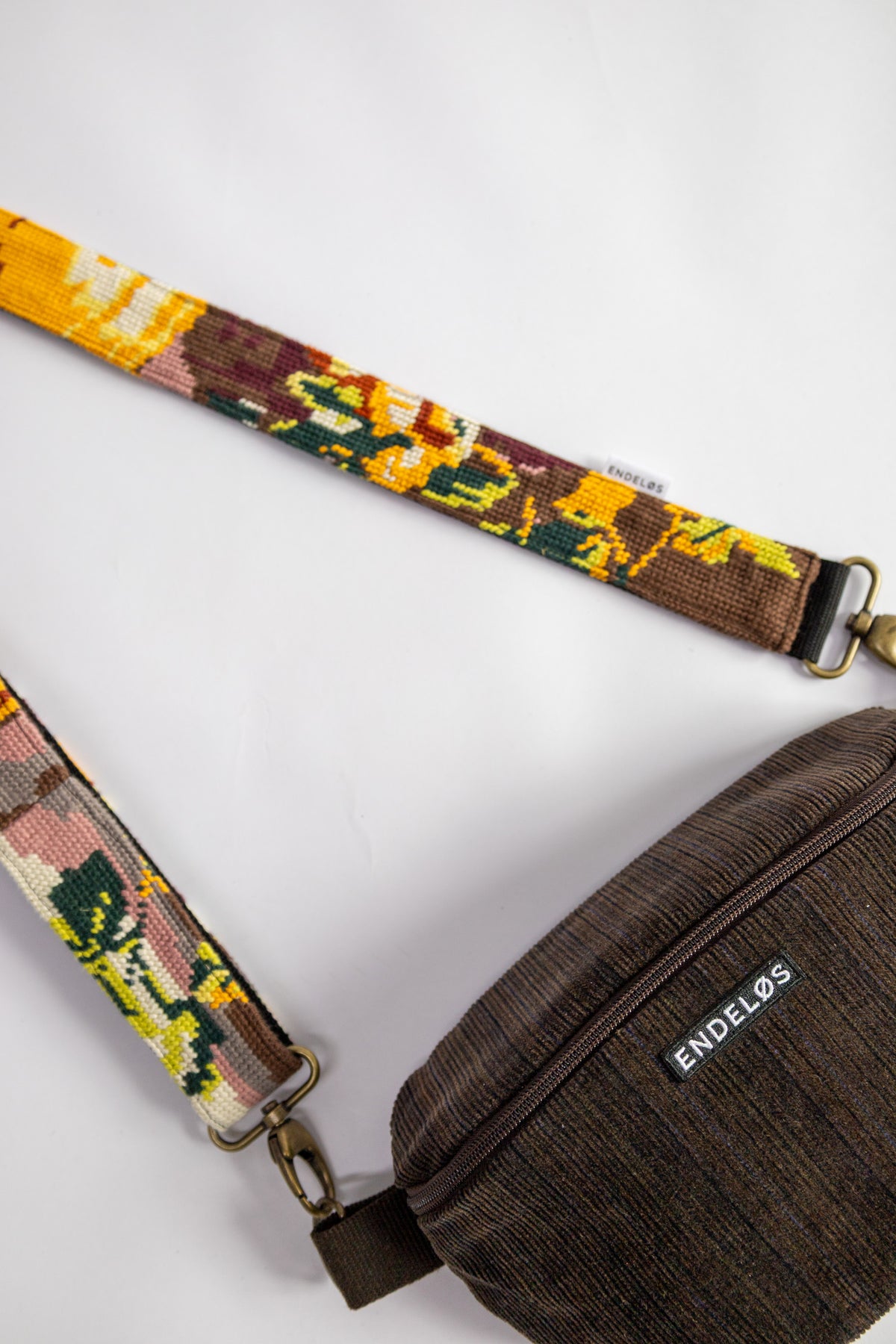 strap van vintage borduurwerk - fruitschaal - verstelbaar