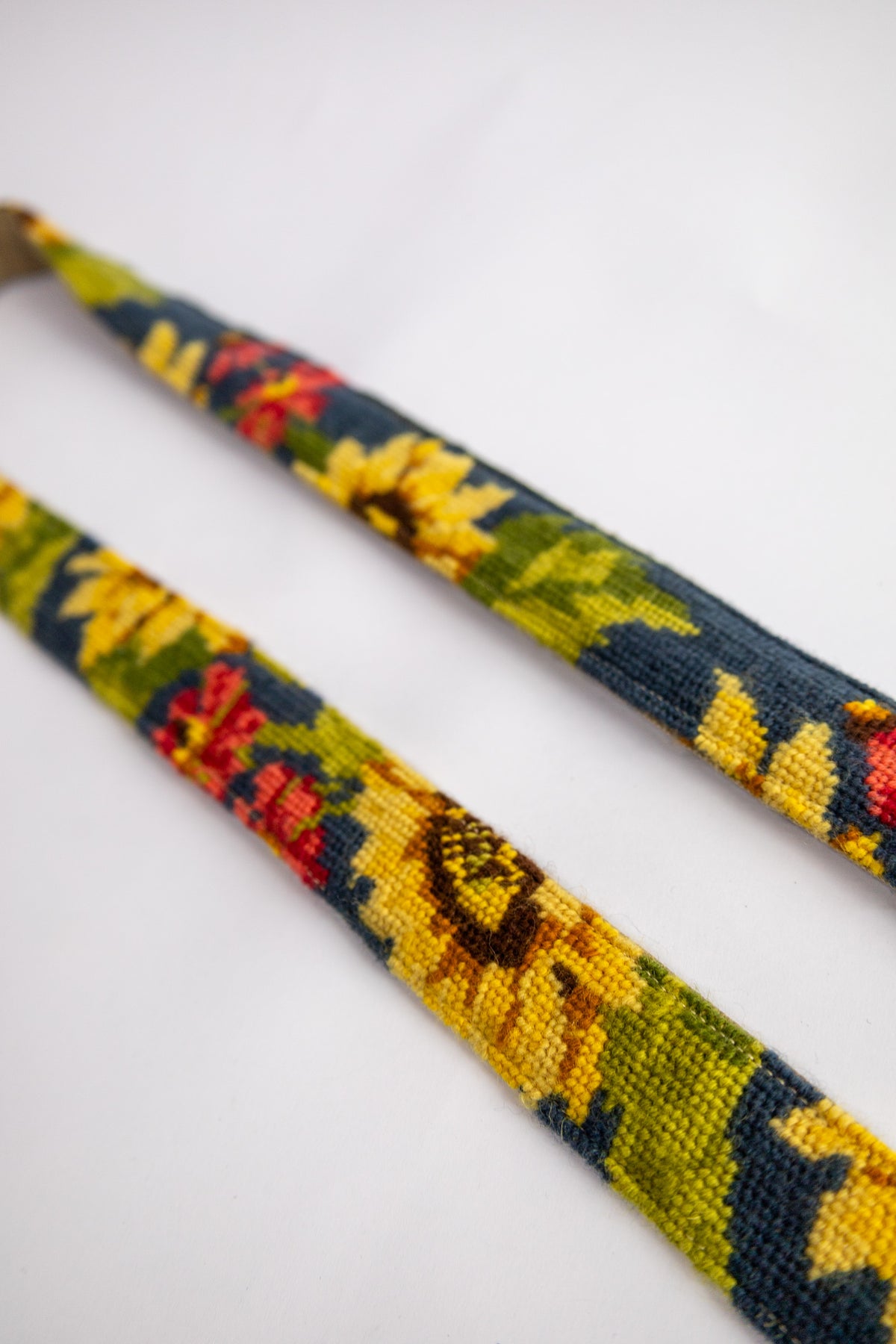 strap van vintage borduurwerk - zonnebloem - 180 cm