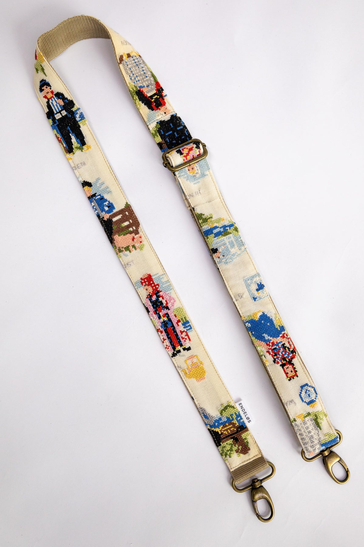 strap van vintage borduurwerk - klederdracht - verstelbaar