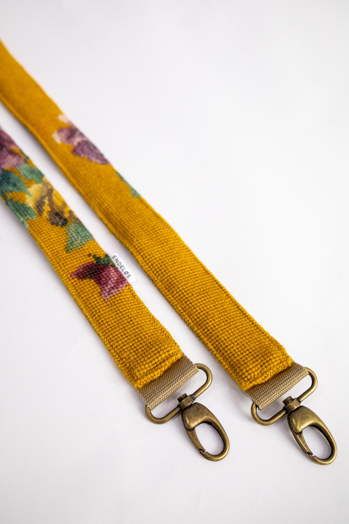 strap van vintage borduurwerk - rozen - 155 cm