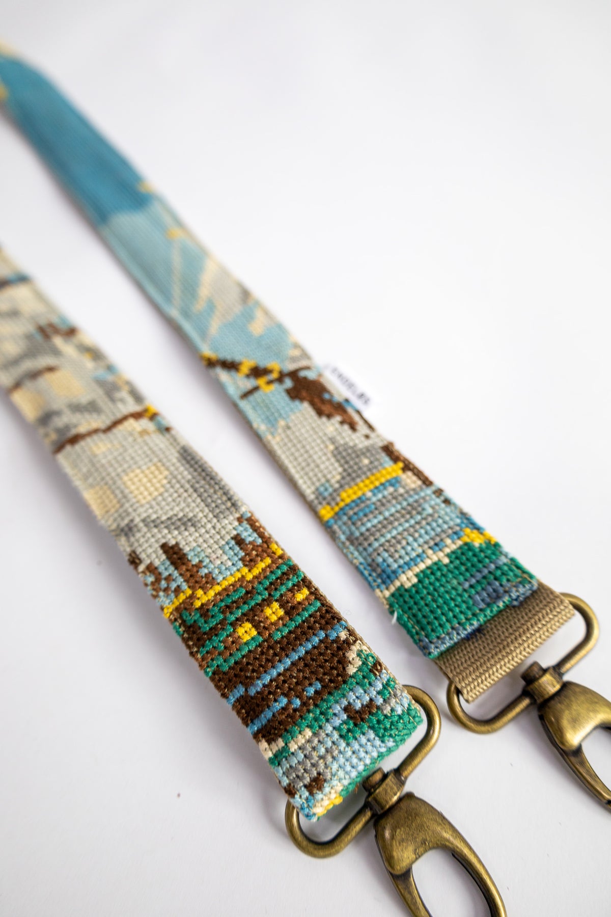 strap van vintage borduurwerk - schip - verstelbaar