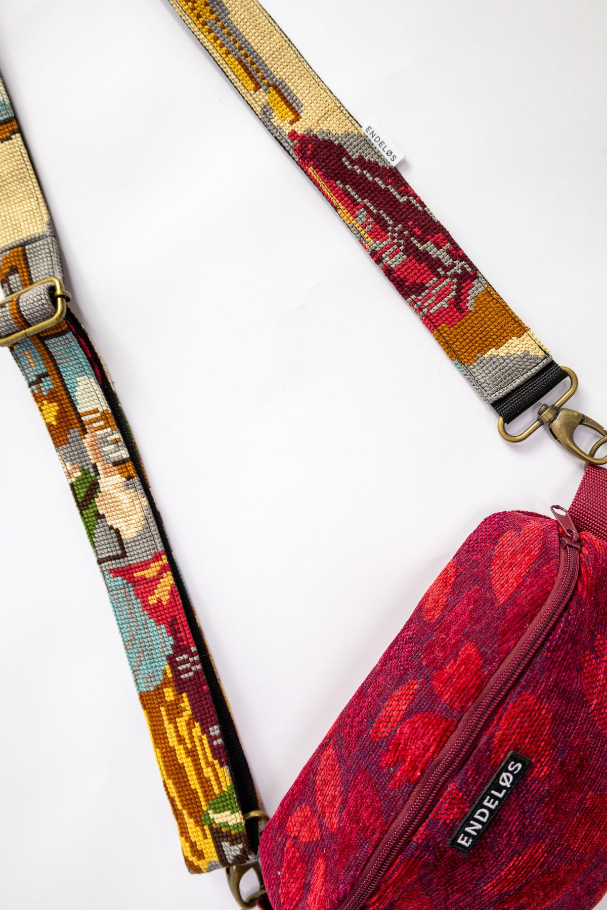 strap van vintage borduurwerk - klok - verstelbaar