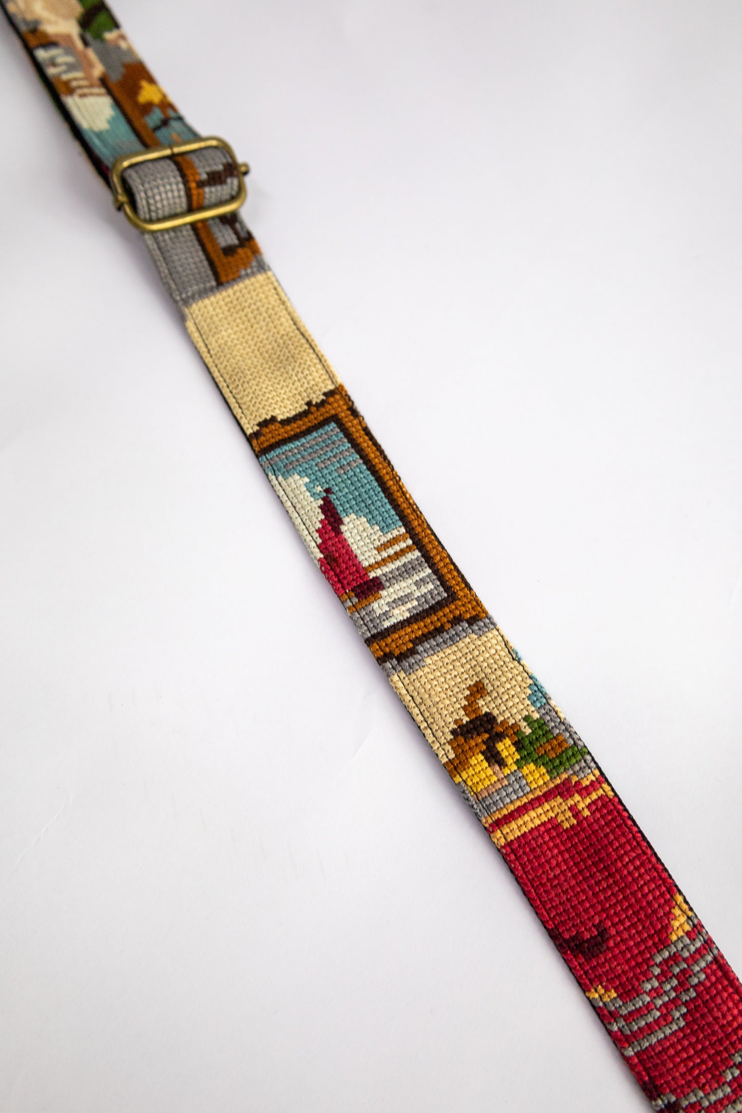 strap van vintage borduurwerk - klok - verstelbaar