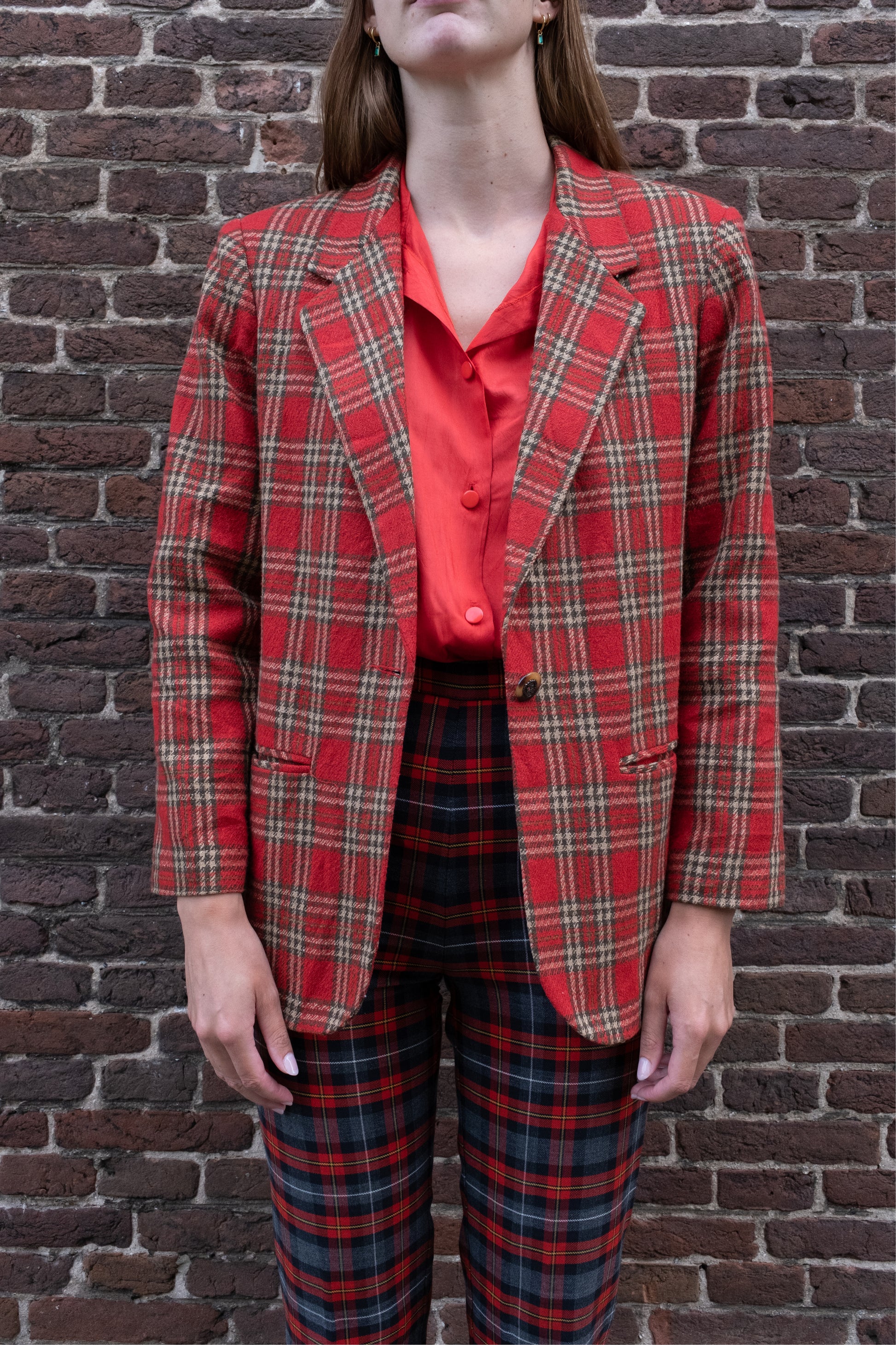    red-suit-check-print-rood-pak-geruit