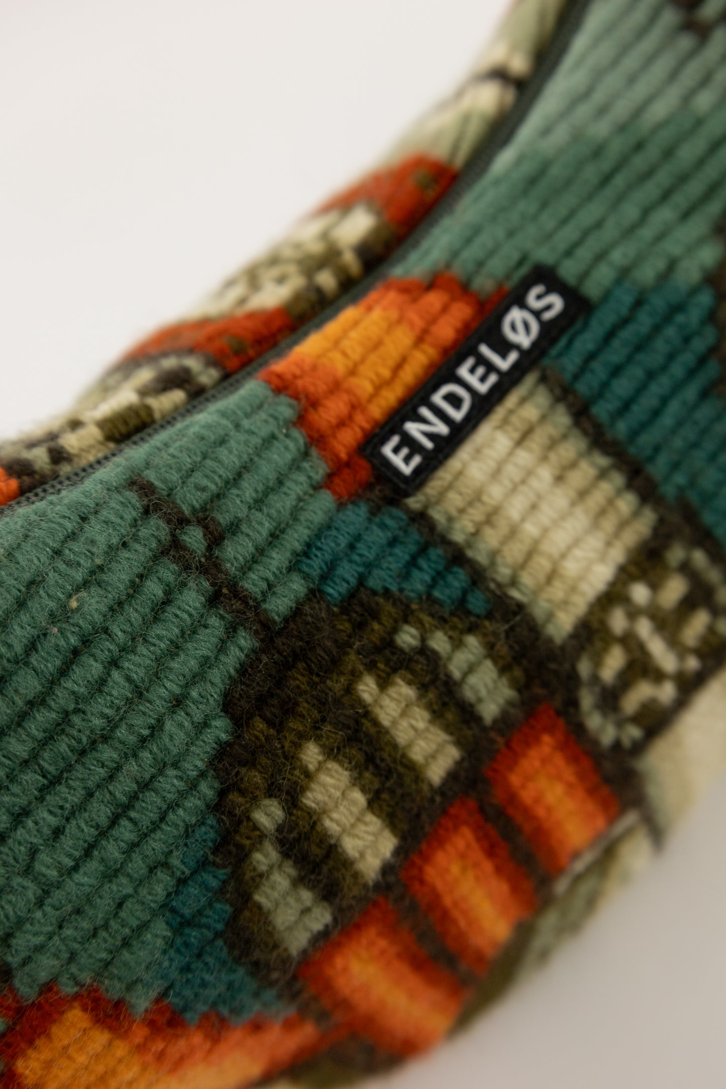 Lola bag M – geborduurde vintage tas - nr. 80