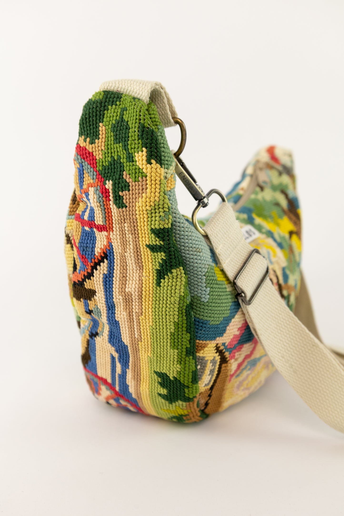 Lola bag M – geborduurde vintage tas - nr. 83