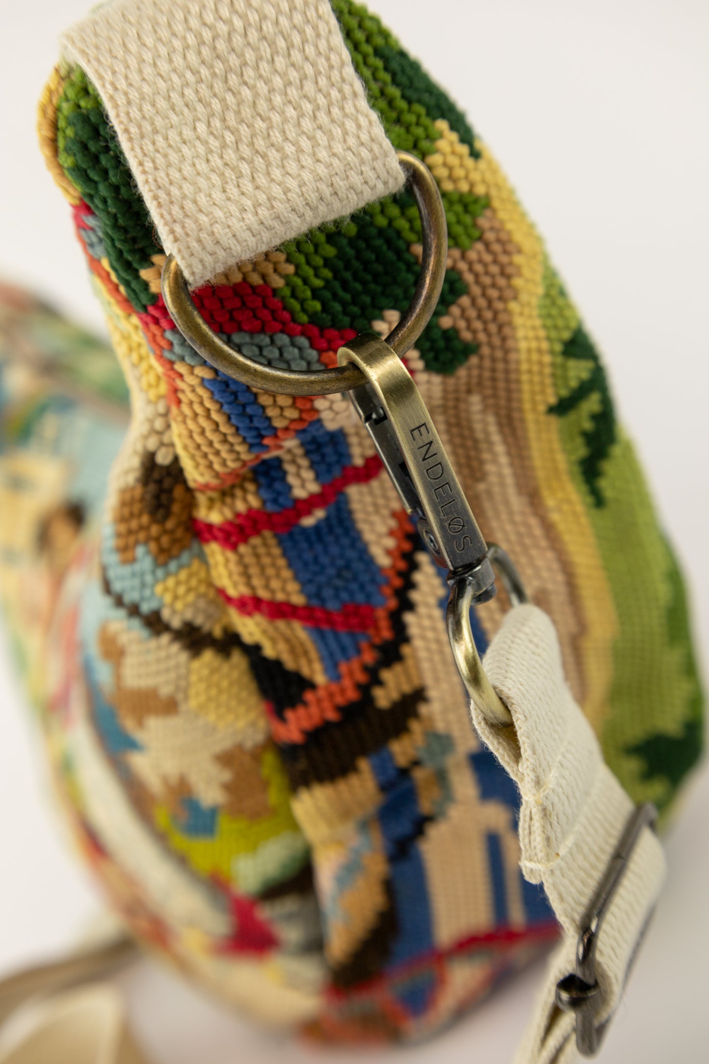 Lola bag M – geborduurde vintage tas - nr. 83