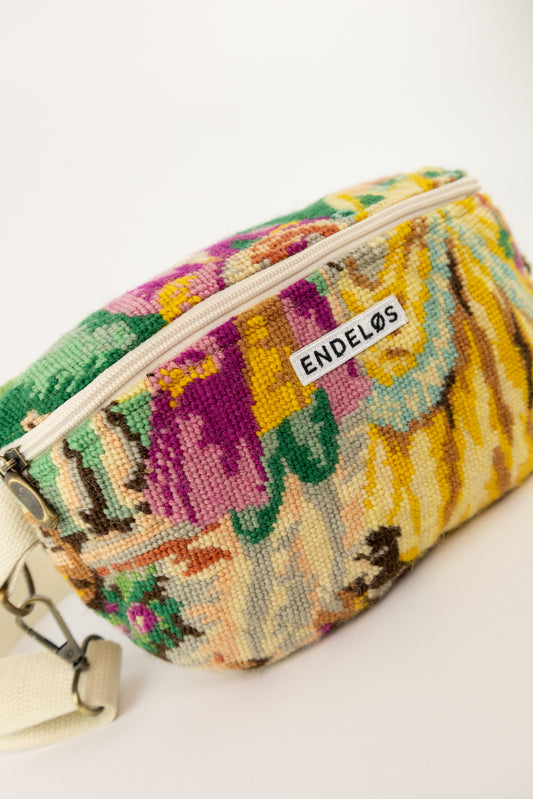 Zoe bag – geborduurde vintage tas - nr. 86