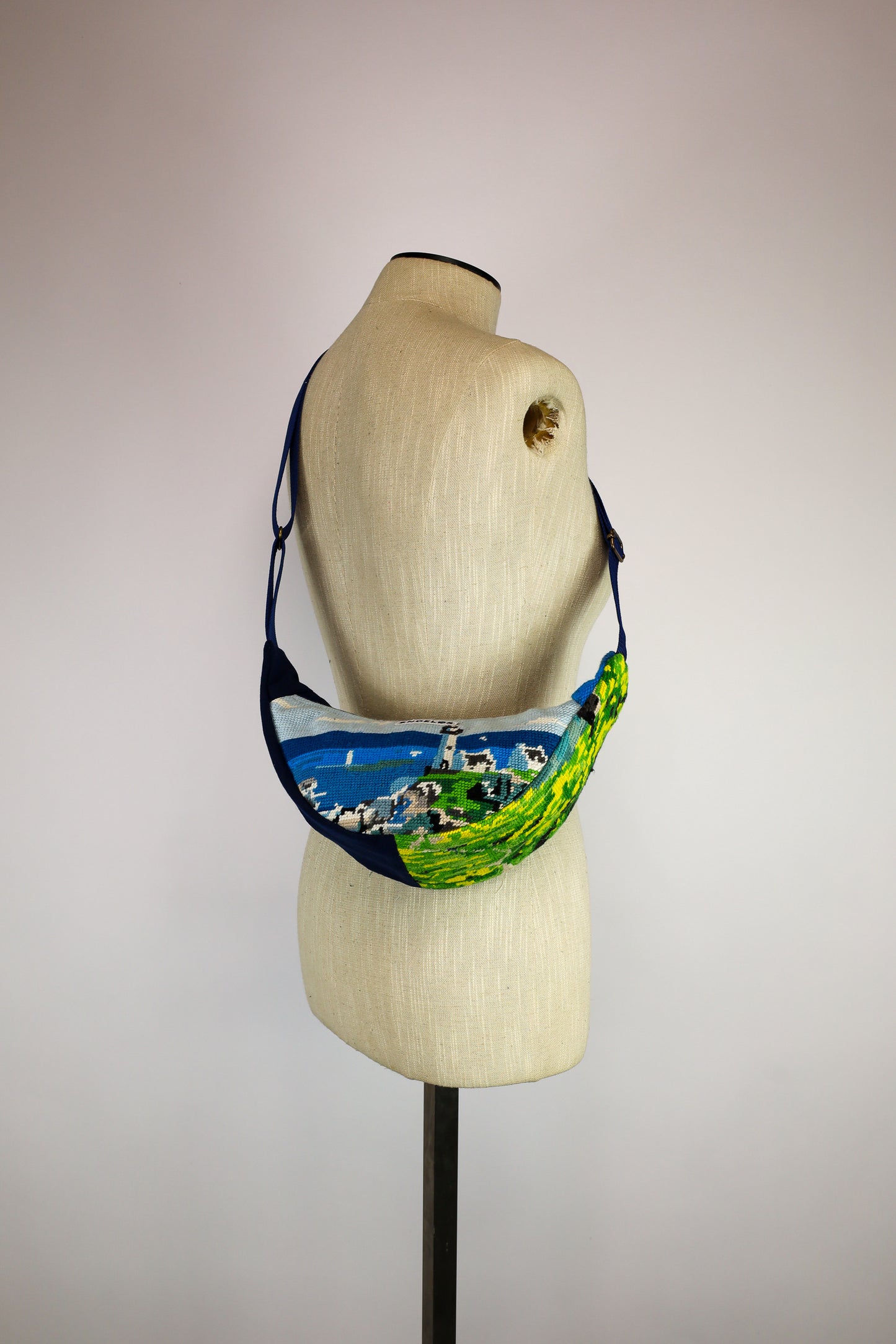 crossbody S - nr. 56 watertoren