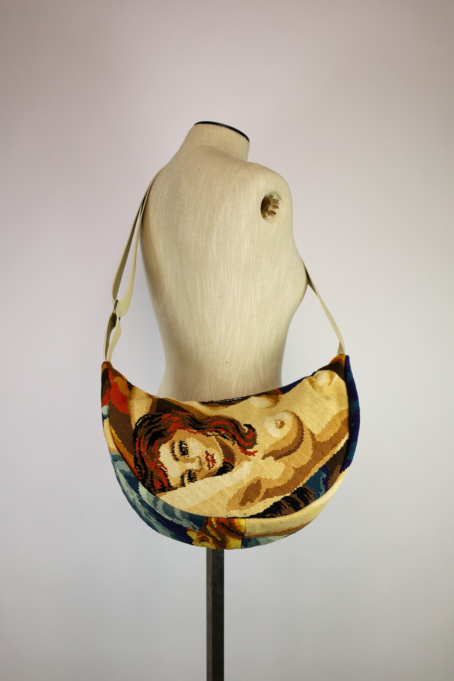 crossbody L - nr 51 franse dame