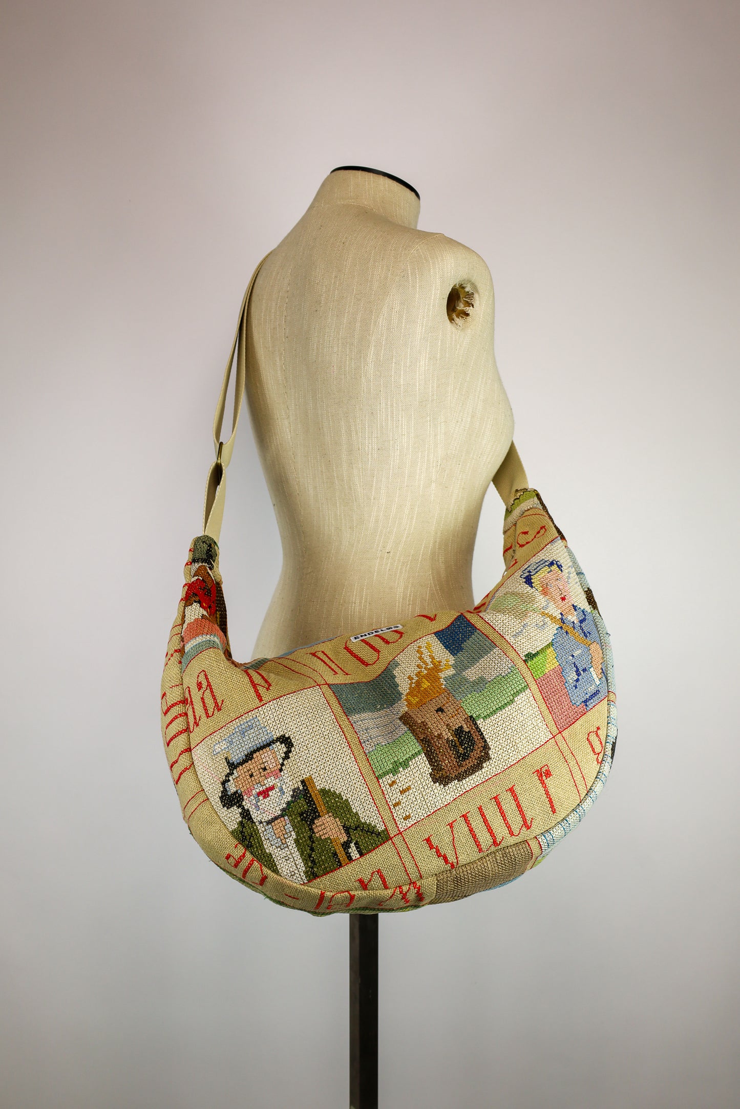 crossbody XL - nr. 44 aap noot mies