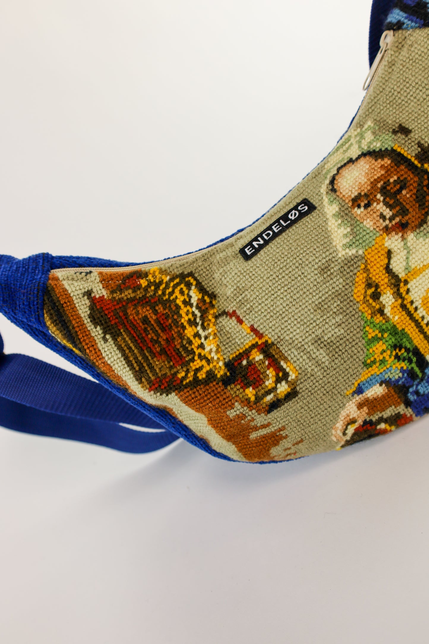 crossbody M - nr. 55 het melkmeisje