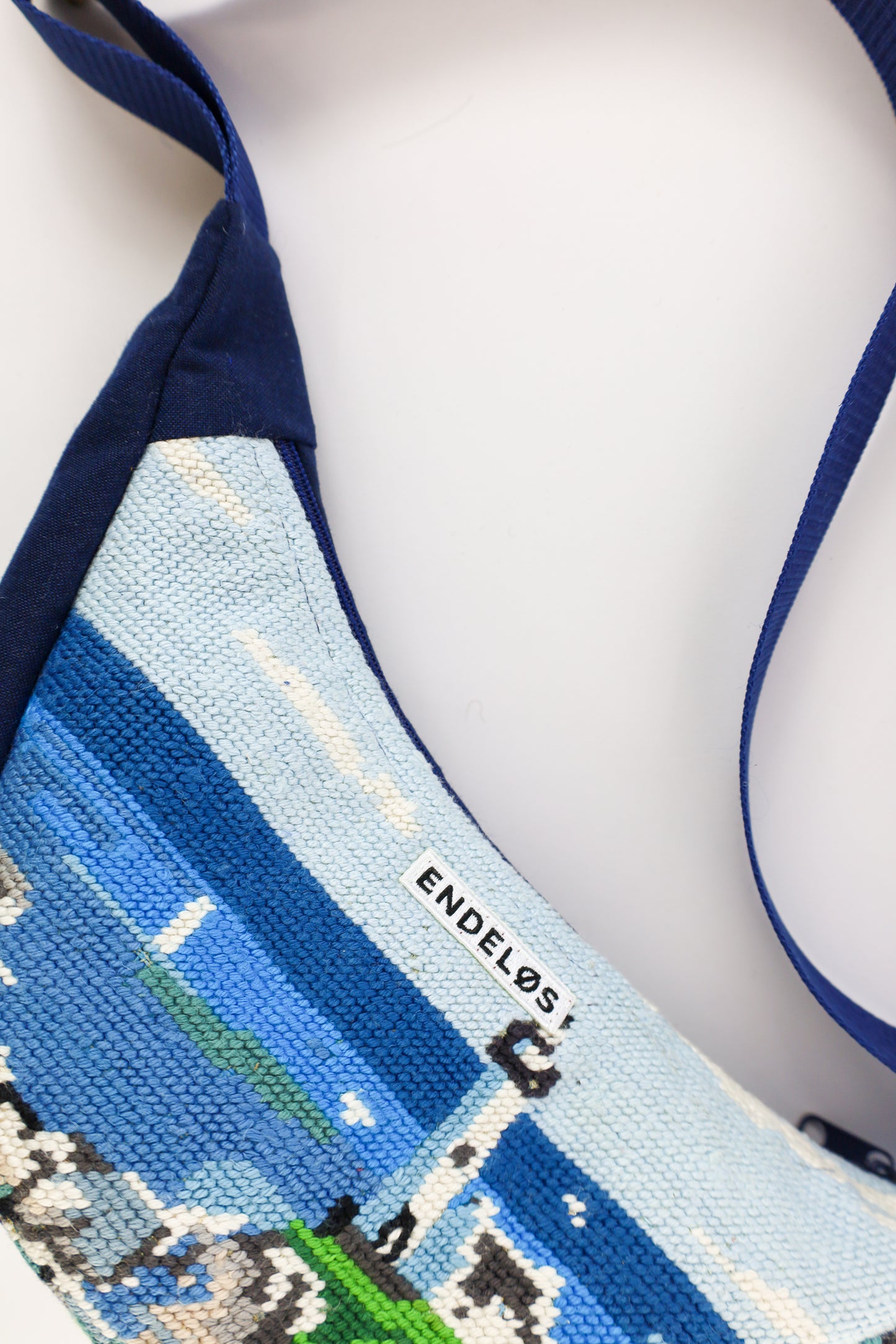 crossbody S - nr. 56 watertoren