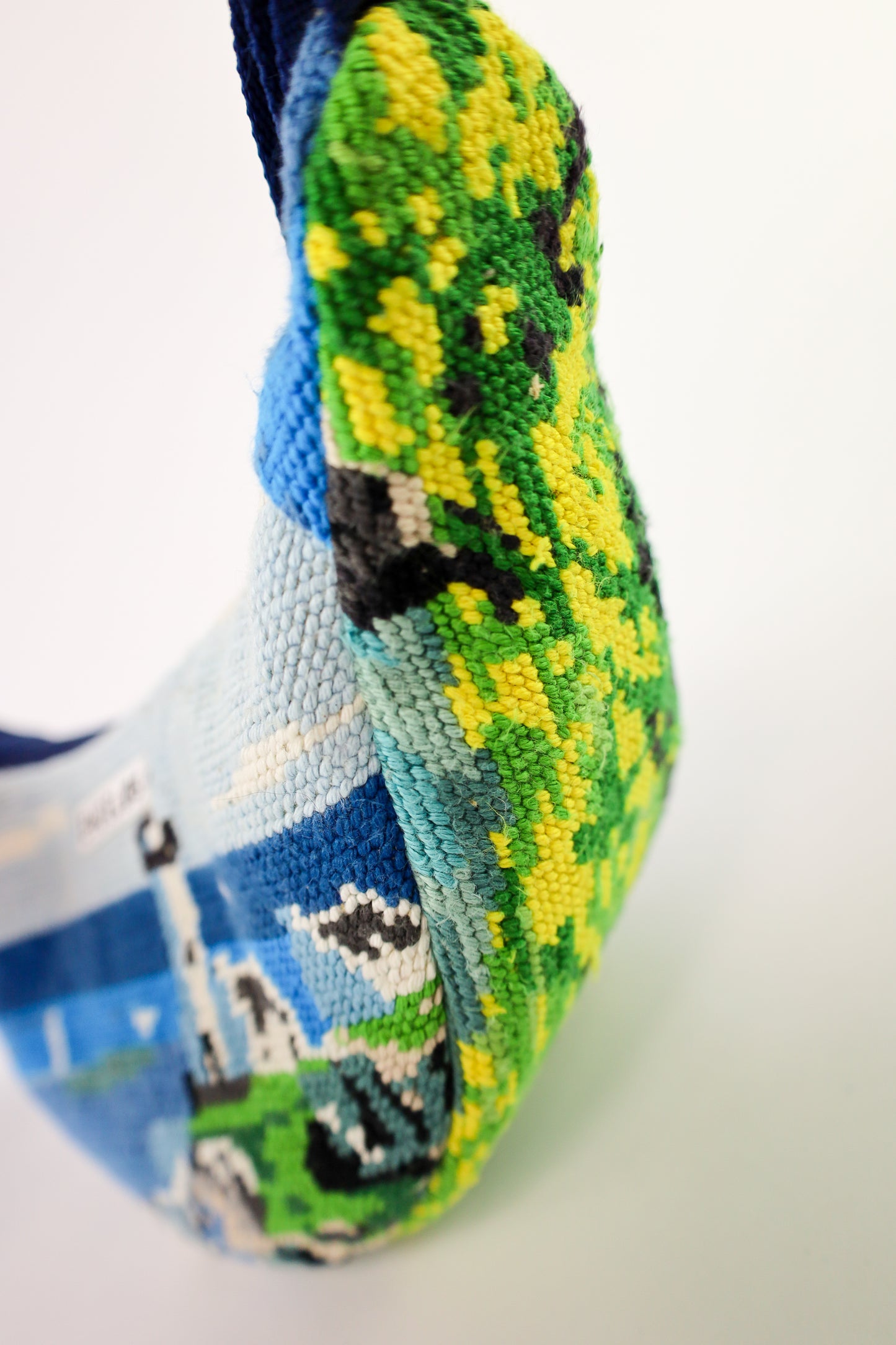 crossbody S - nr. 56 watertoren