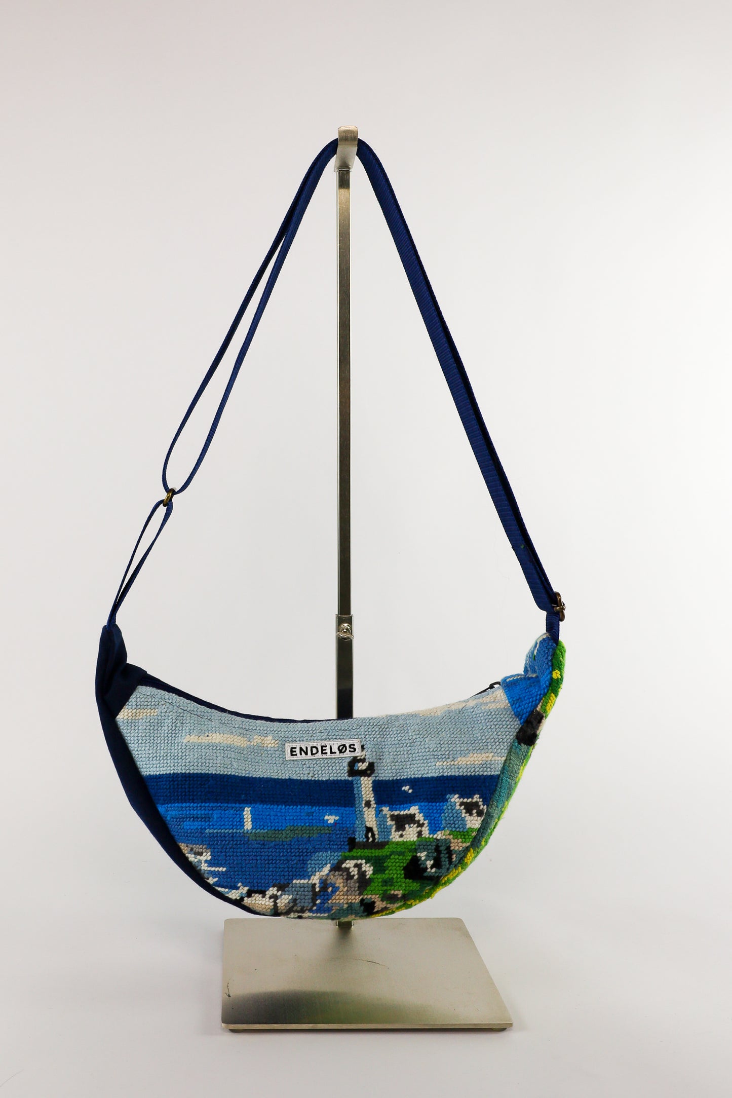 crossbody S - nr. 56 watertoren