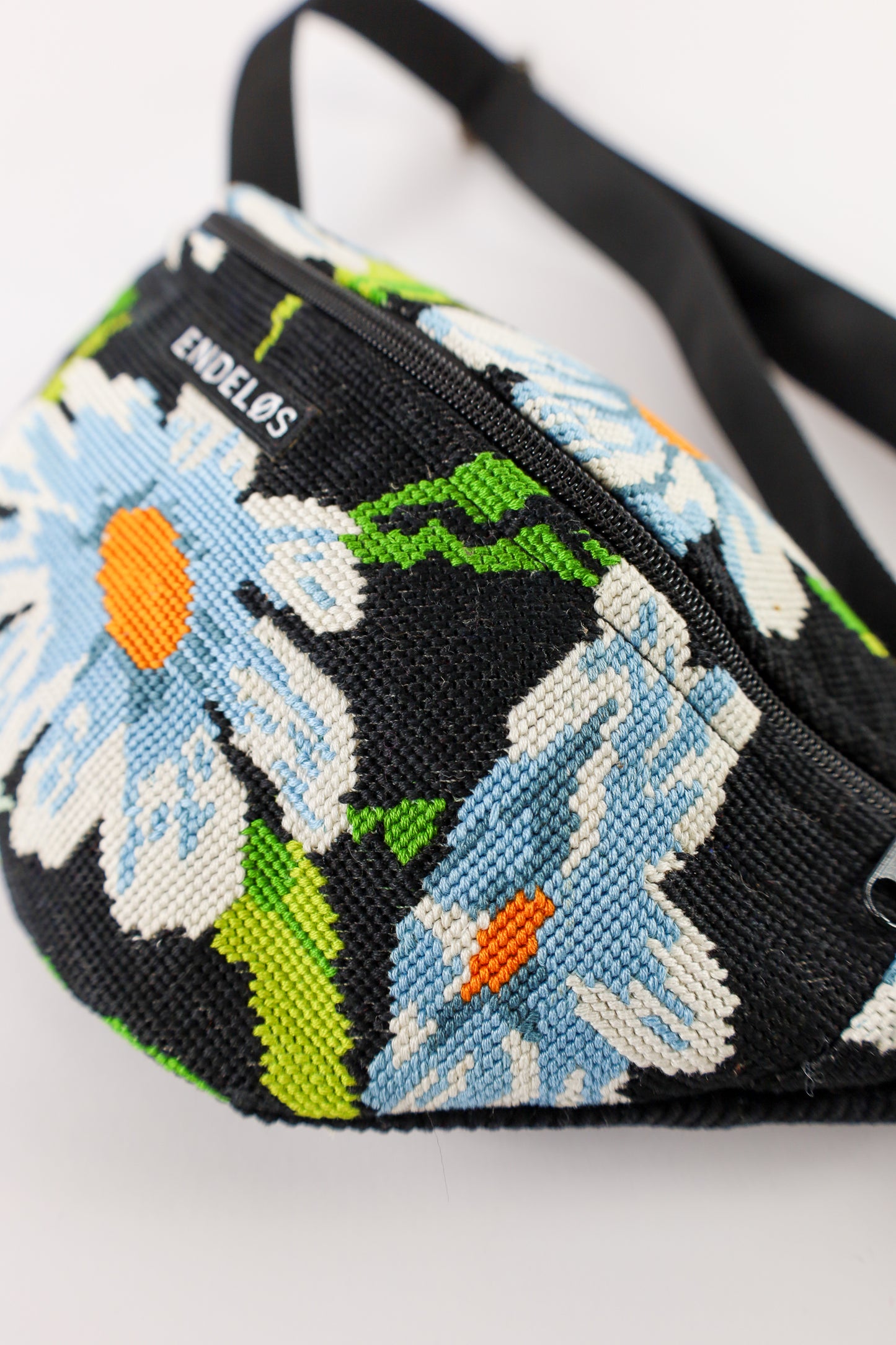 fanny pack - victoria