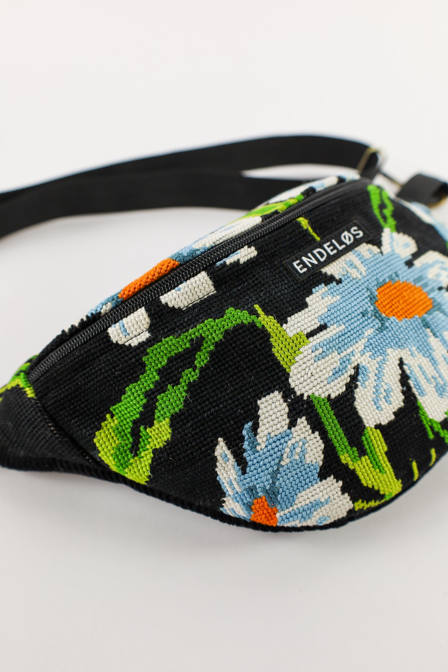 fanny pack - victoria