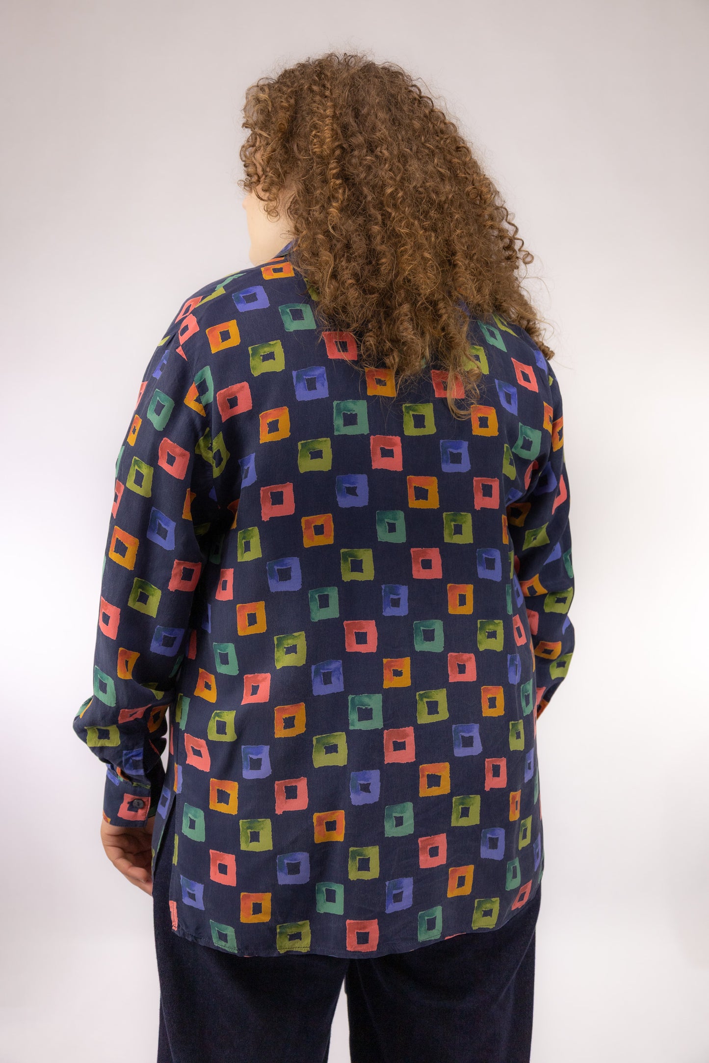 vintage blouse blauw achterkant lang model soepelvallend cupro