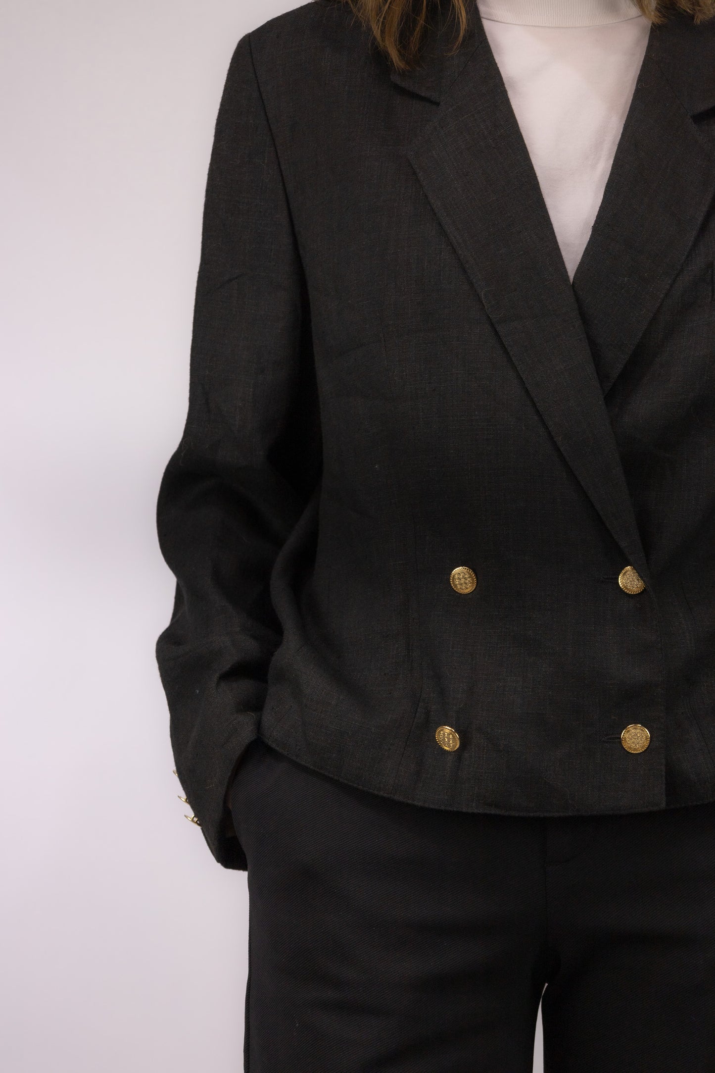 detail vintage blazer zwart linnen stof knopen double breasted