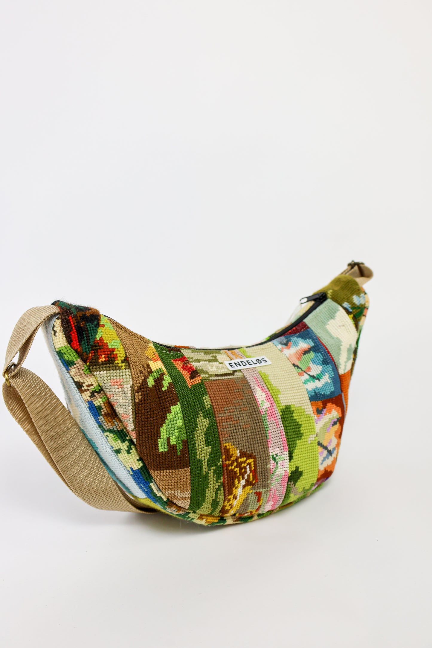 crossbody M - nr. 69