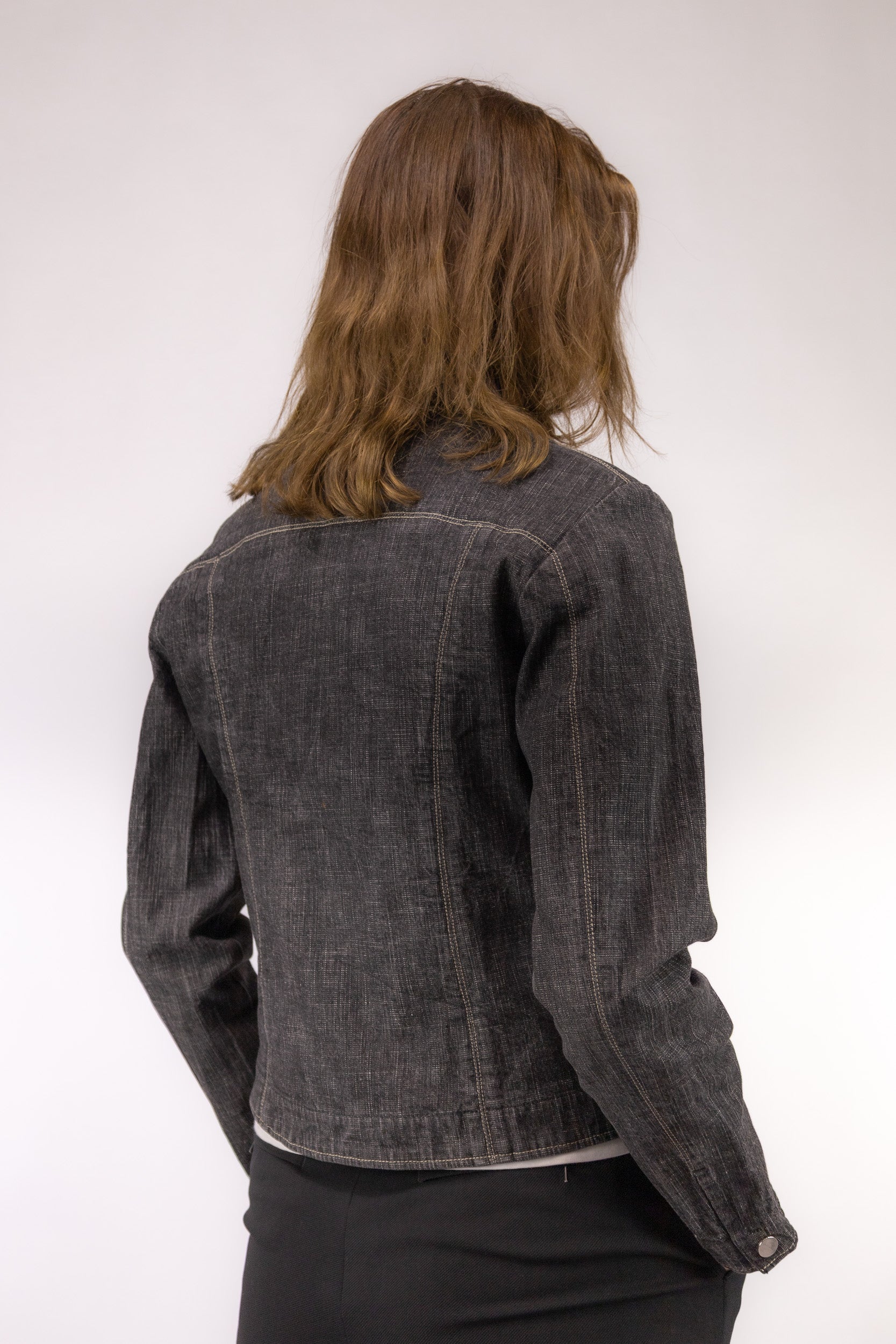 kort vintage denim jacket achterkant Casagrande geblokte details