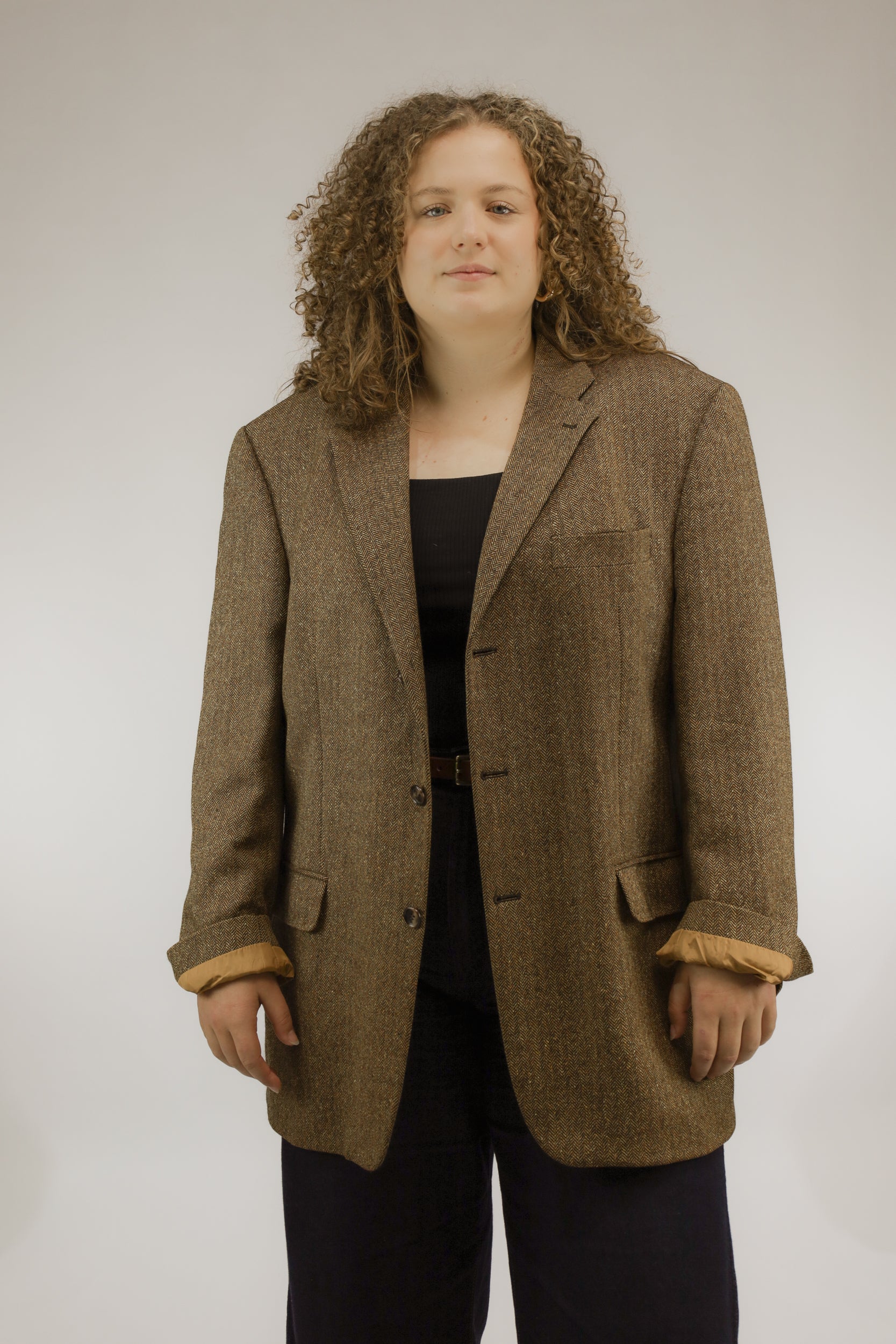 Bruine vintage oversized blazer met visgraatmotief, vooraanzicht