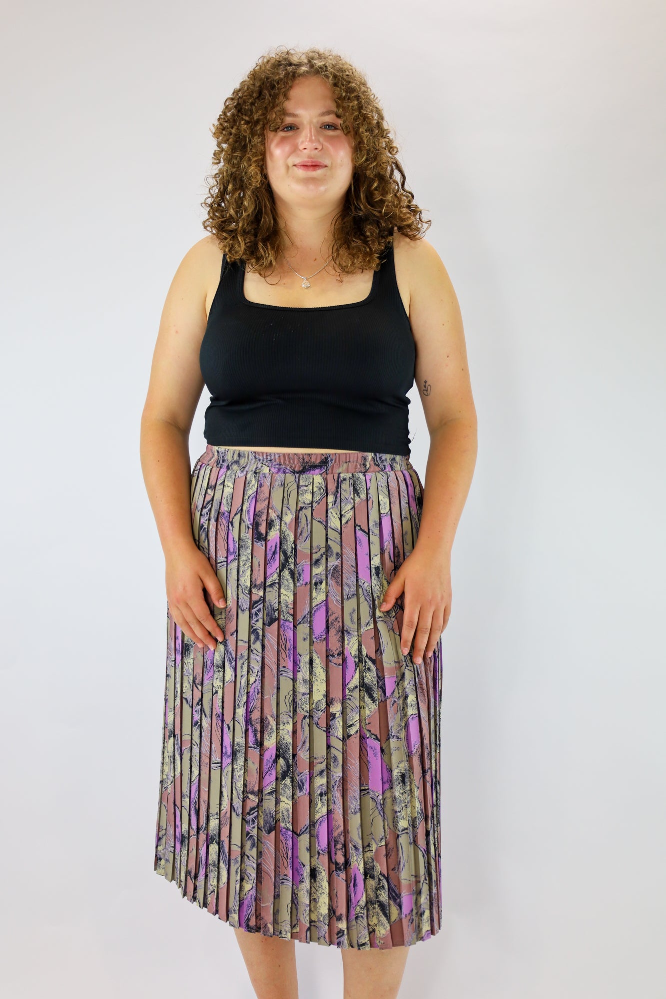 olive pleated skirt - XL/XXL